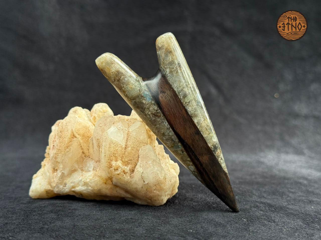 Kuripe made from Dark wood mixed with Stone by the Etno