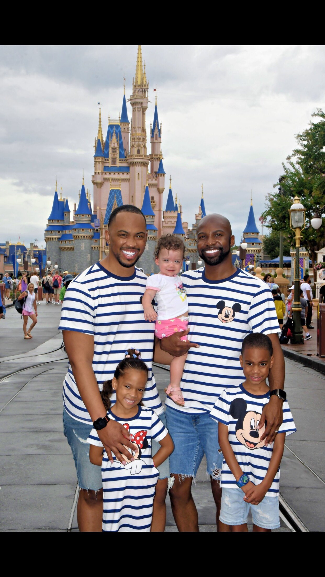 ❤️Beautiful Family @ Disney❤️2024