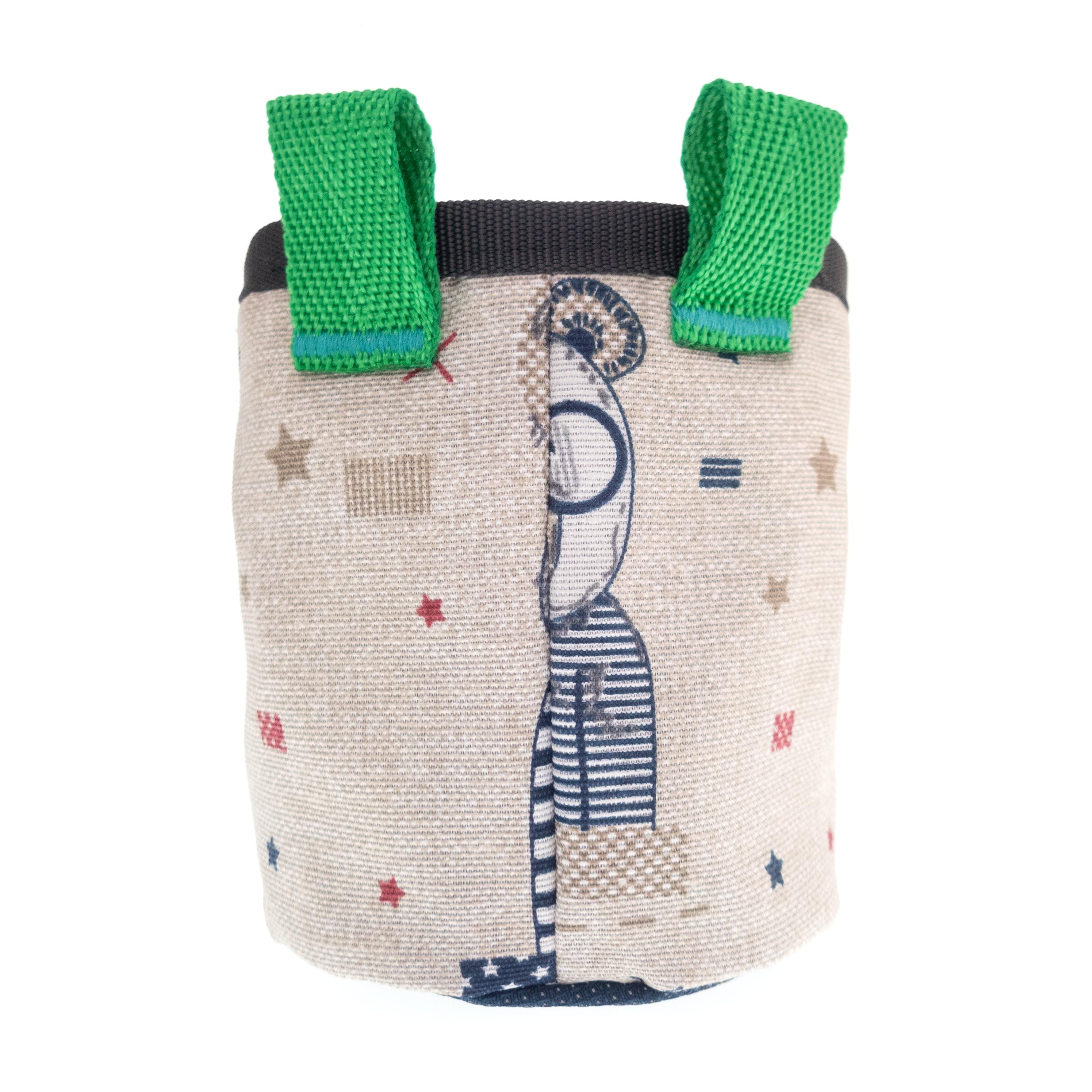 Soft fabric rock climbing chalk bag for children, designed for comfort and grip support during indoor climbing activities
