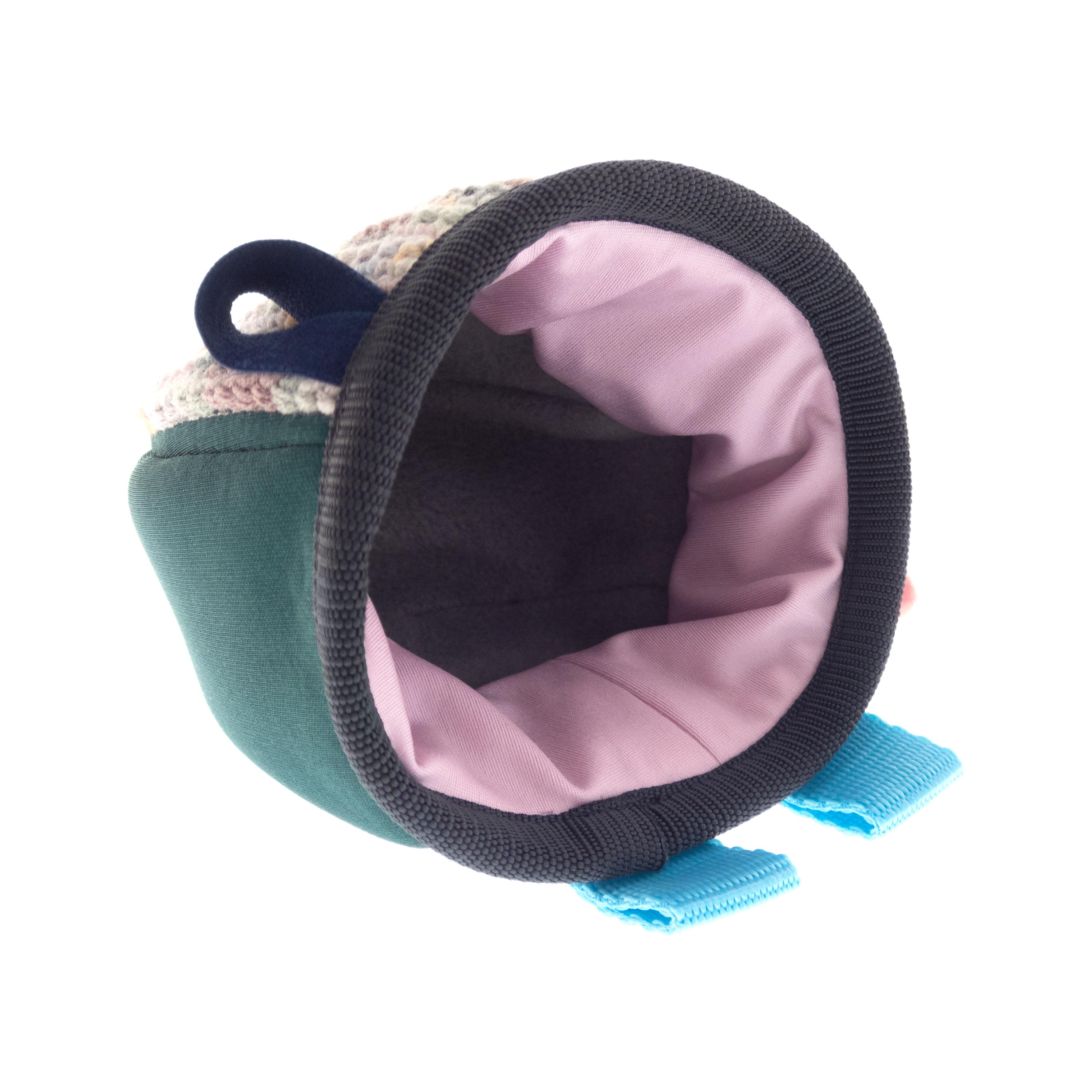 Nadamlada climbing chalk pouch for kids learning rock climbing and indoor wall techniques.