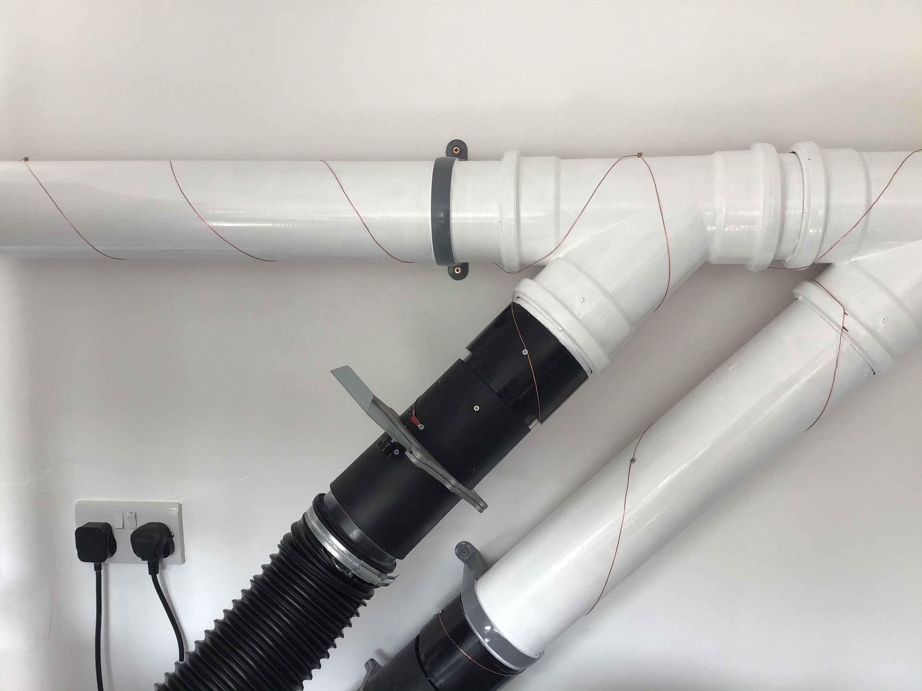 Gorlech workshop refit ducting