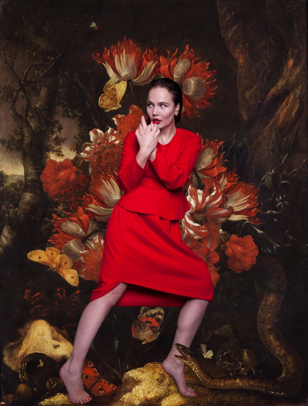 http://www.kaltblut-magazine.com/alice-in-wonderland-photography-by-yuliang-liu/