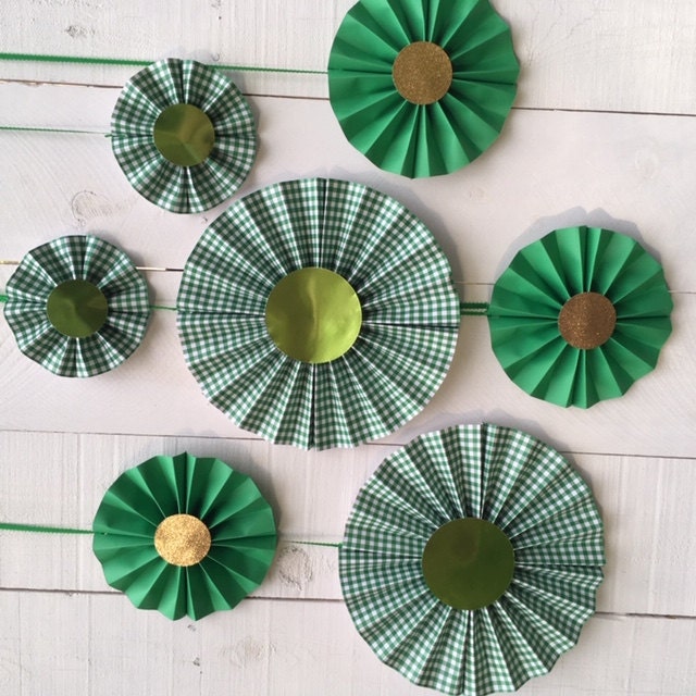 Green plaid and green metallic and glitter gold paper medallions for St. Patricks Day decor