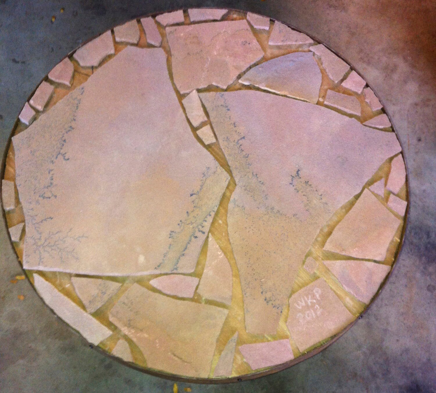 Dendritic inclusions before grouting and sealing