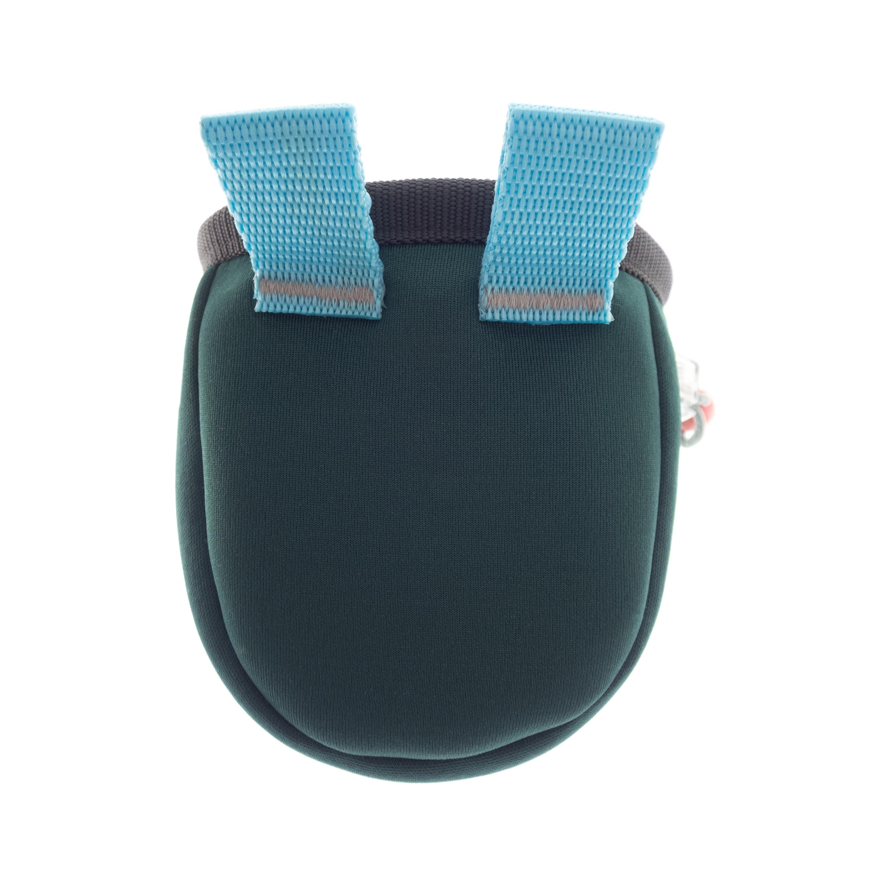 Nadamlada lightweight chalk bag designed for young climbers at indoor climbing gyms.