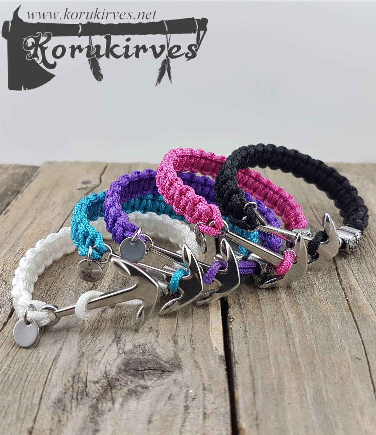 Ankkuri paracordranneke €16.00