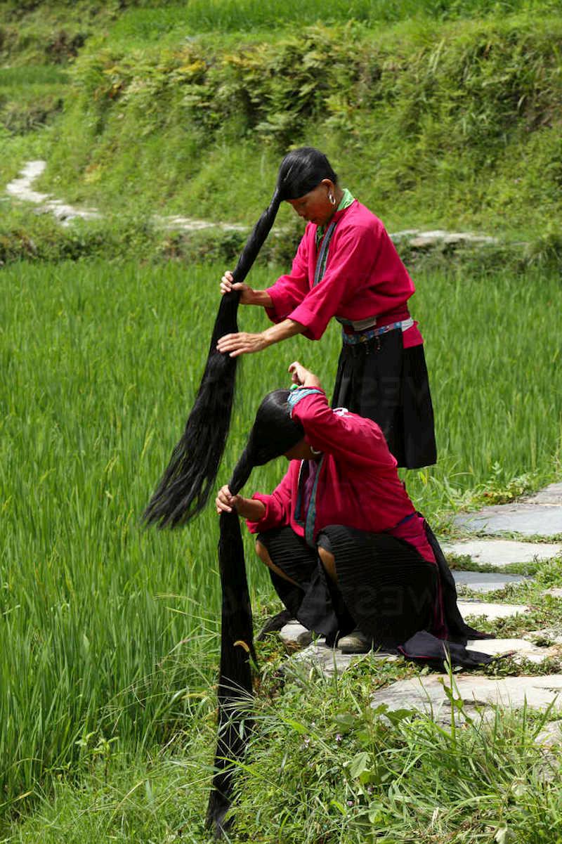 Yao Women 7ft Hair