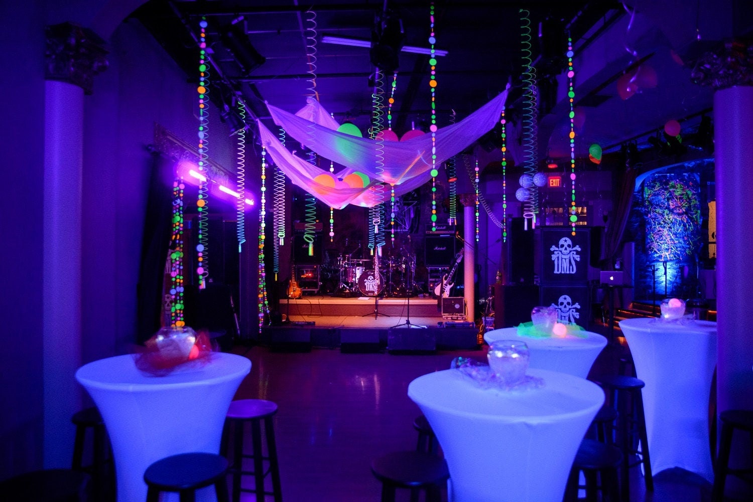 circle neon fluorescent garlands for glow black light party
