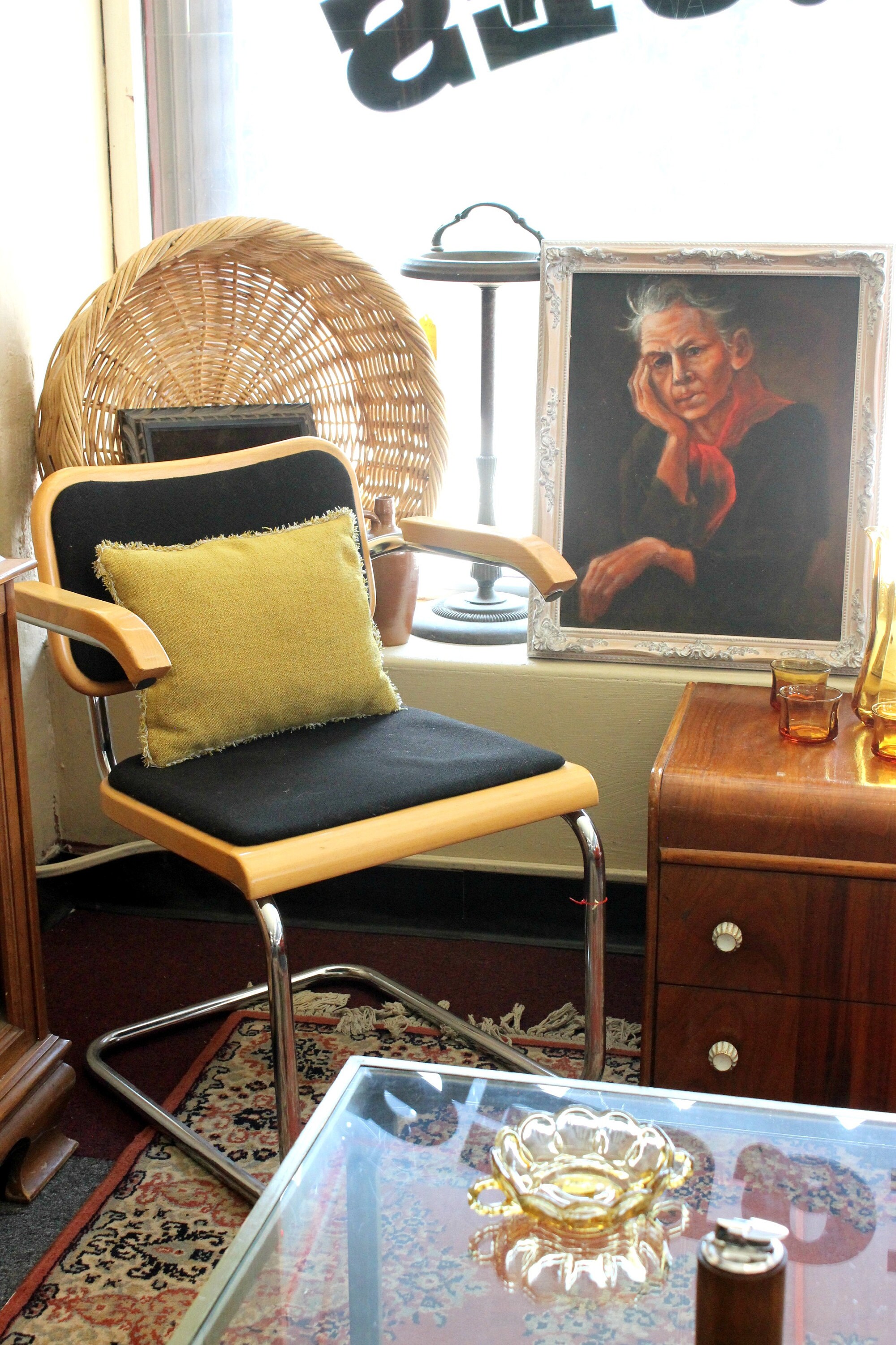 Mendez Manor Styling Pomona Antique Mart