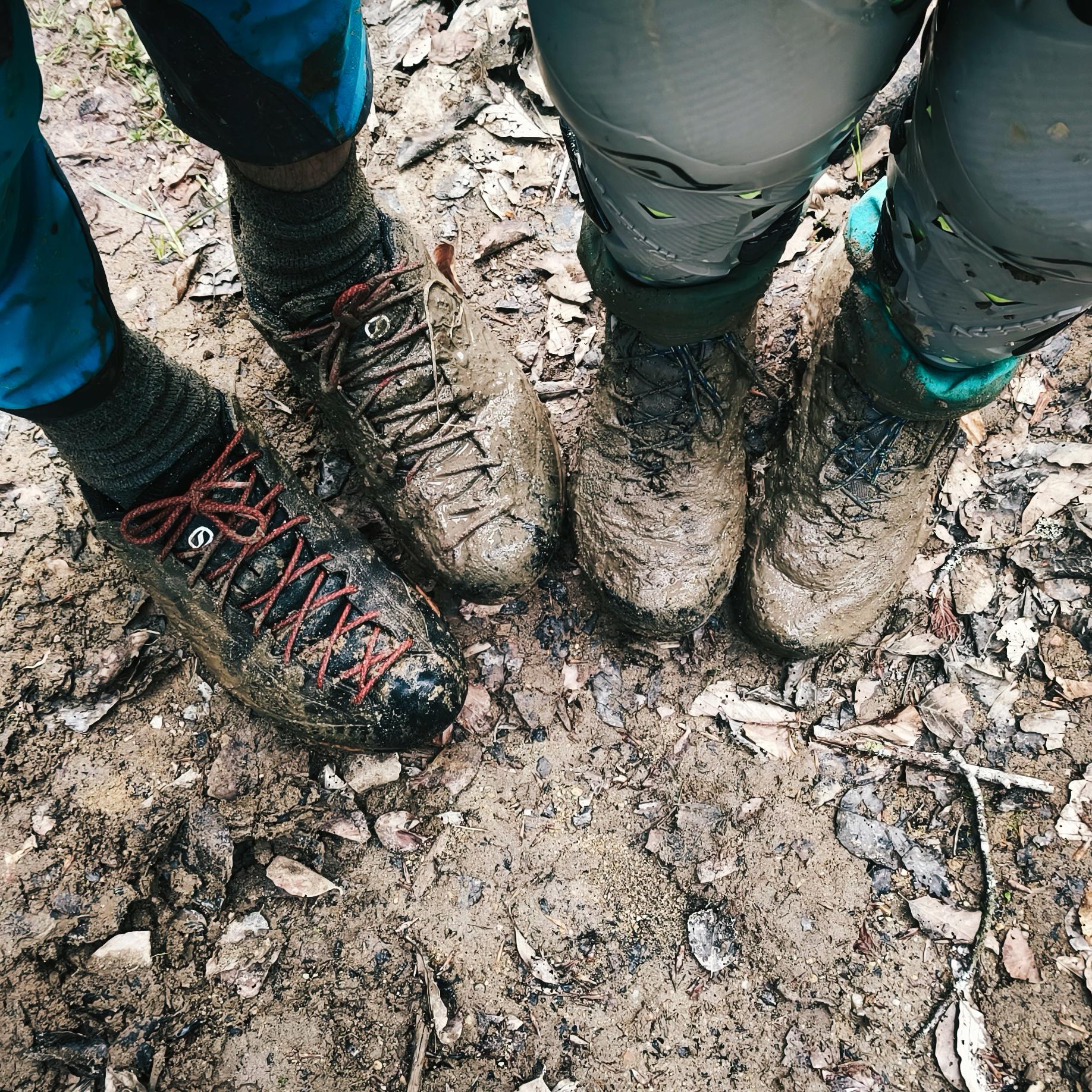 nature and traveler mud shoes. nadamlada mountain adventure