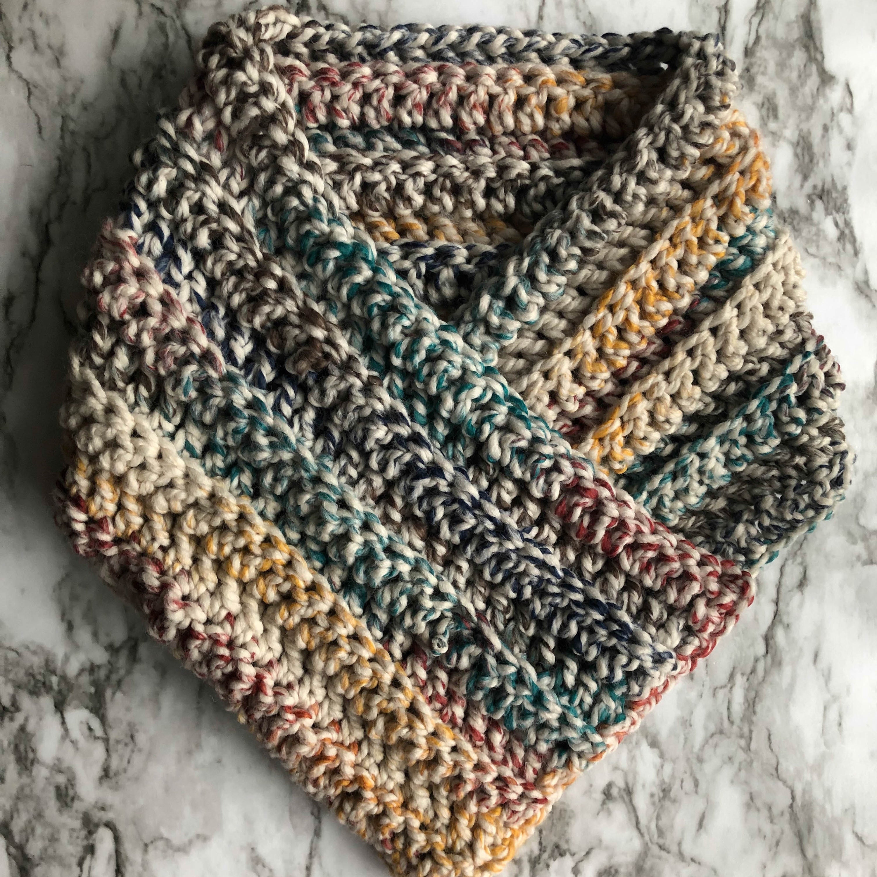 Crocheted cowl