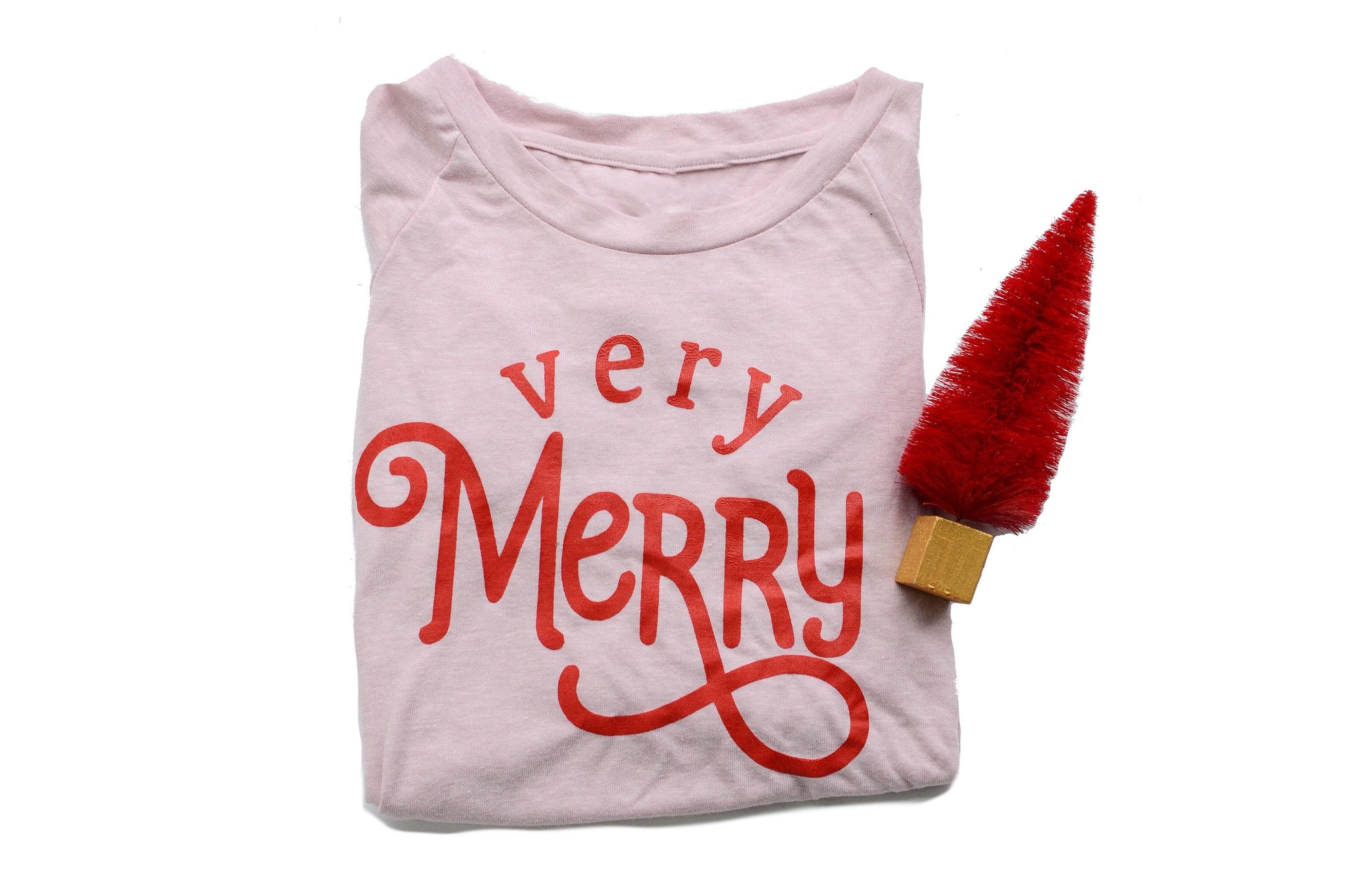 milkandhoneytees_christmas18verymerry