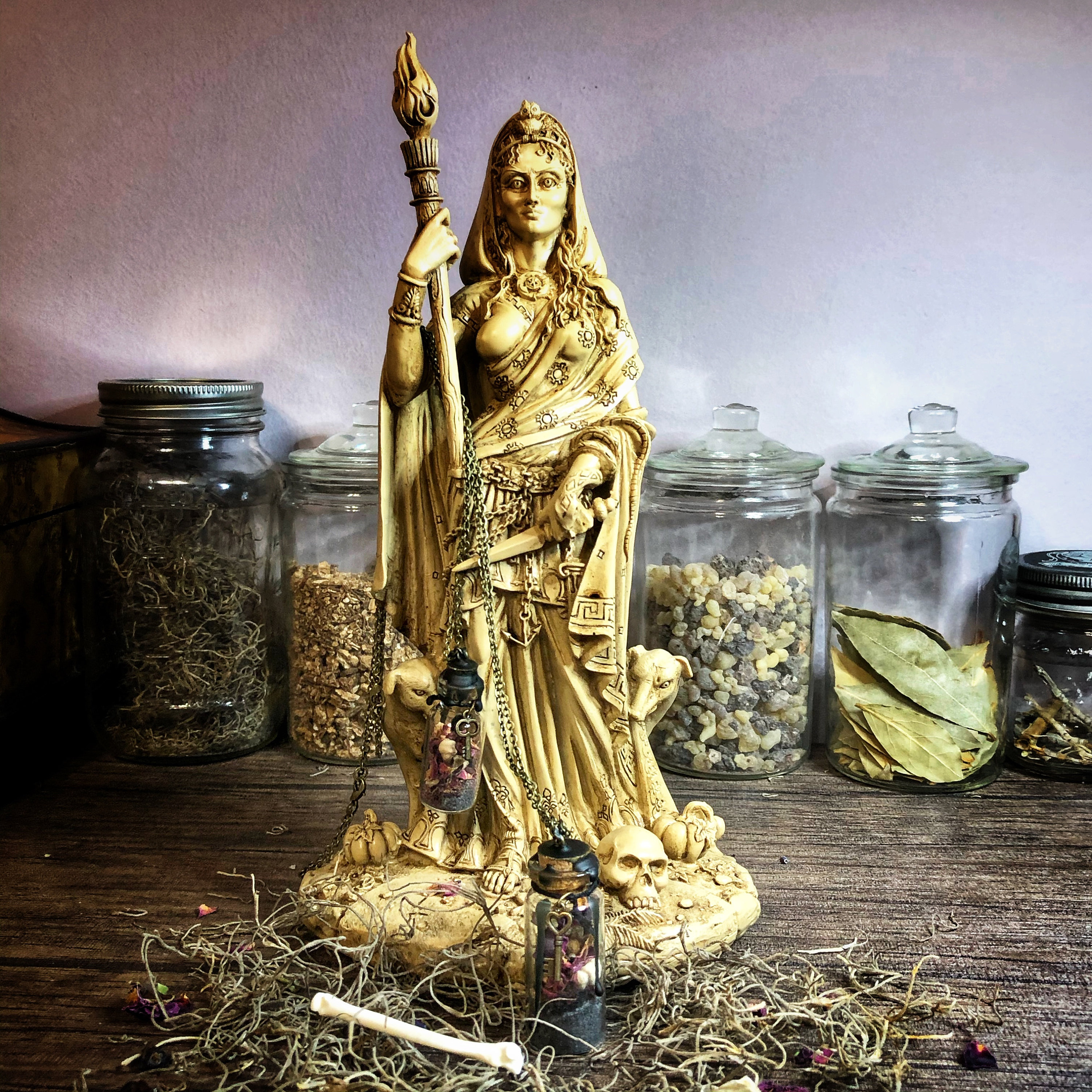 hekate protection necklace