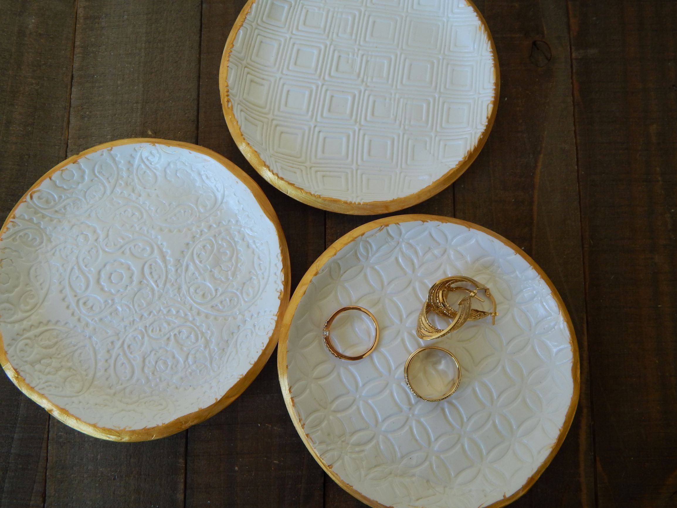 Adorable ring dishes to add to any room.