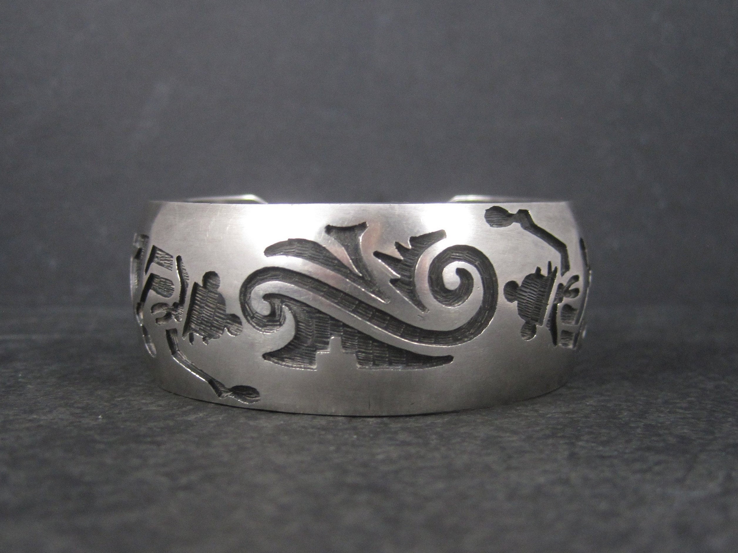 Vintage Hopi Cuff Bracelet - Bejeweled Emporium