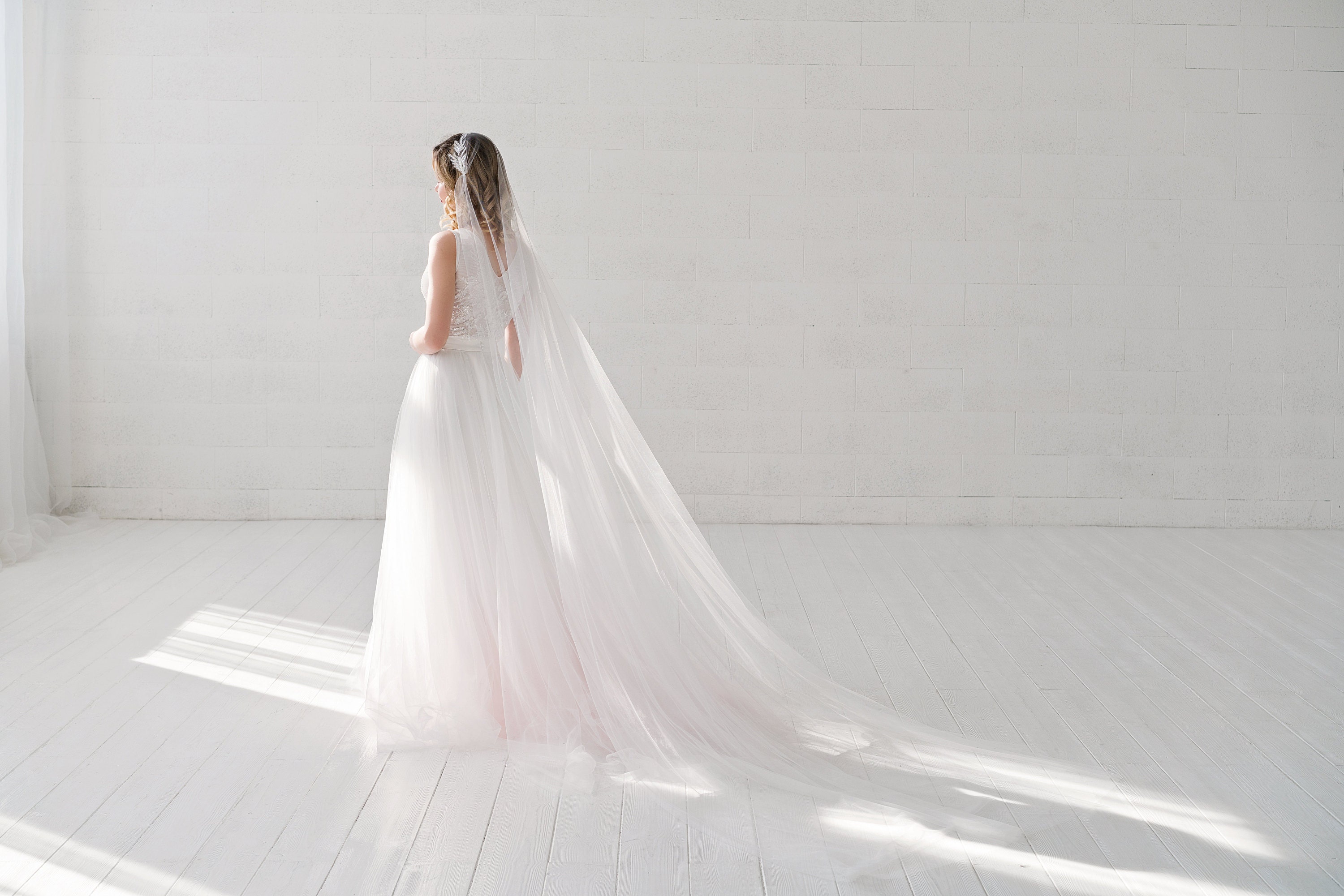 Different tulle types and how to choose the right design for your big day!