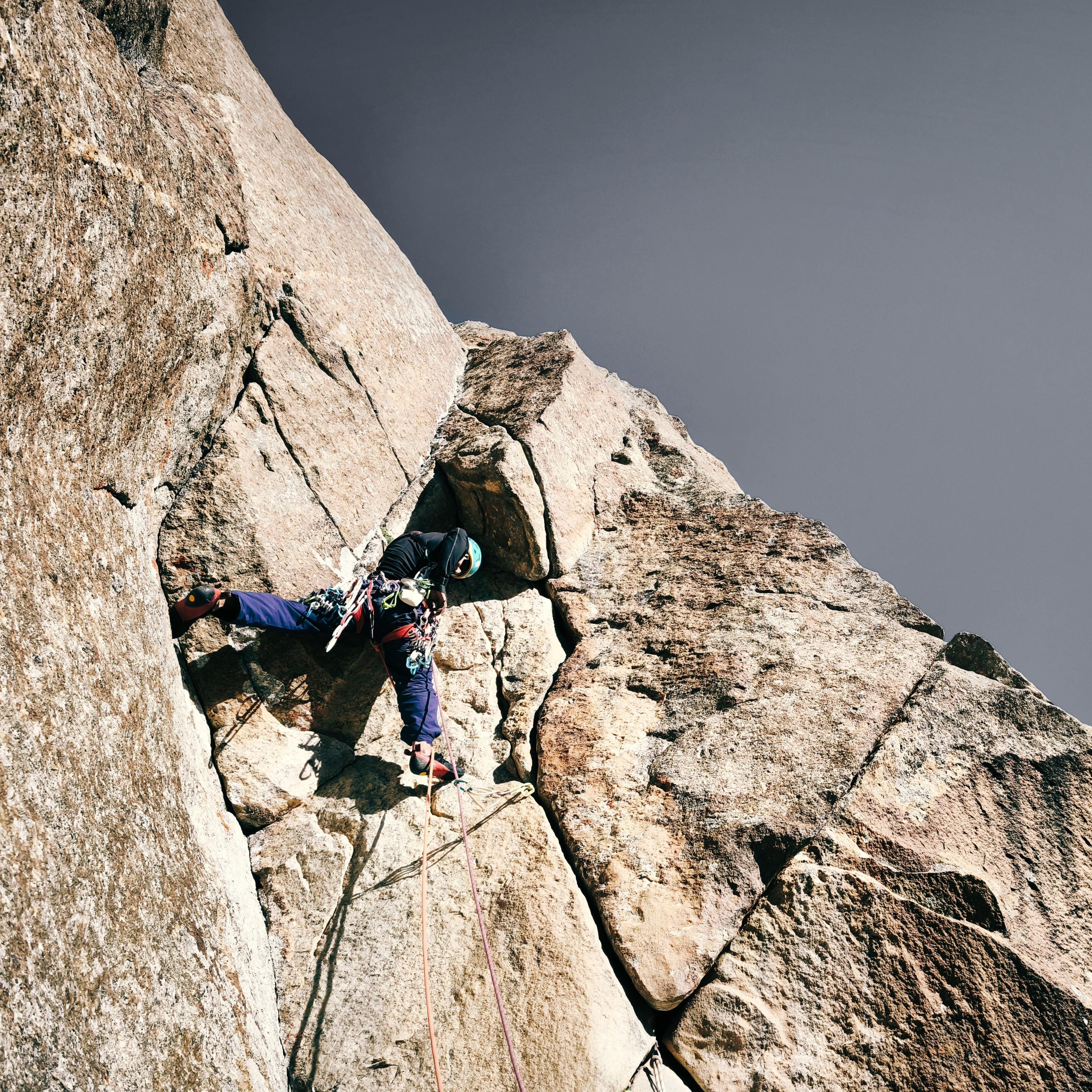 rock climbing in kyrgyzstan