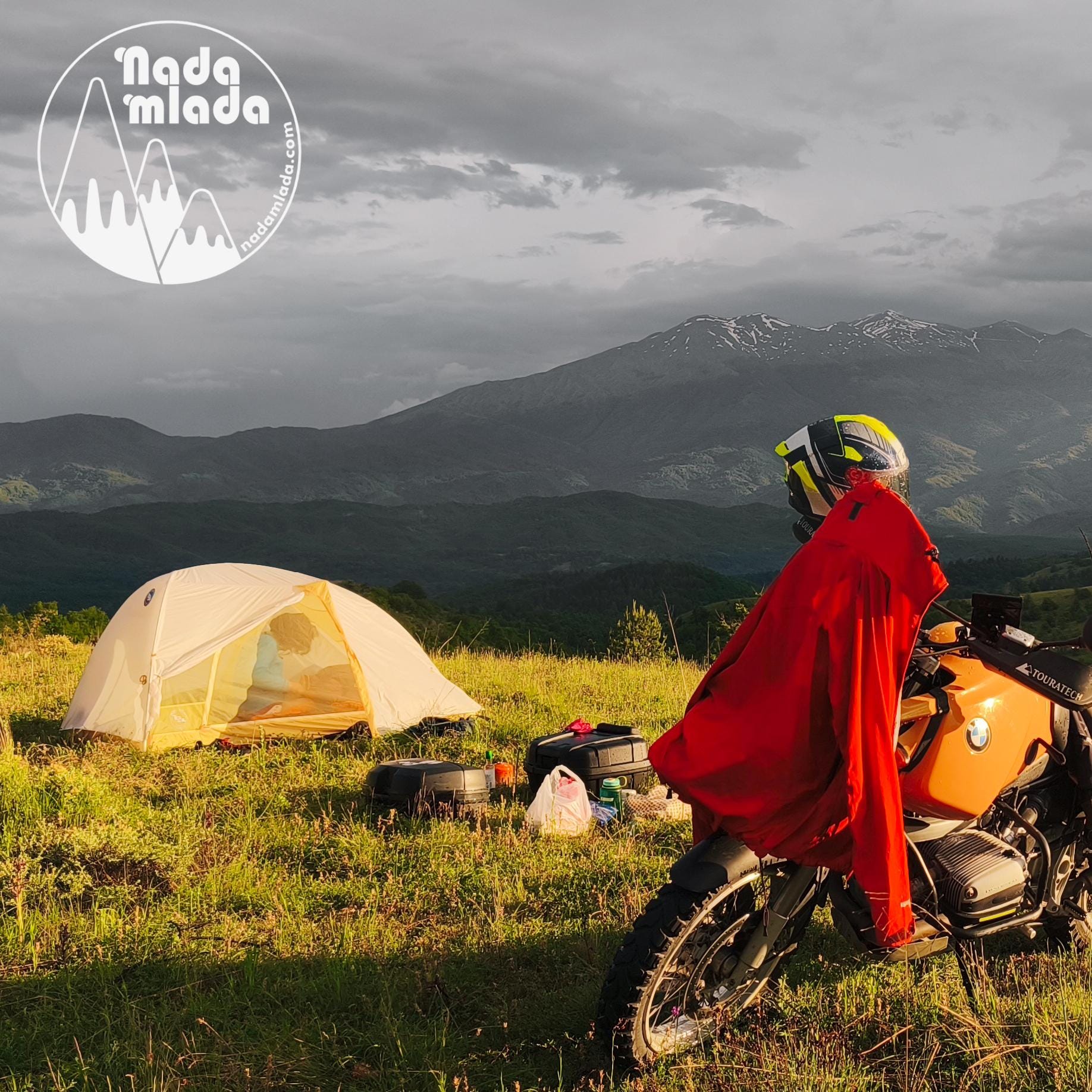 Nadamlada chalk bags and rope jewelry travels. Tent and motorbike adventure