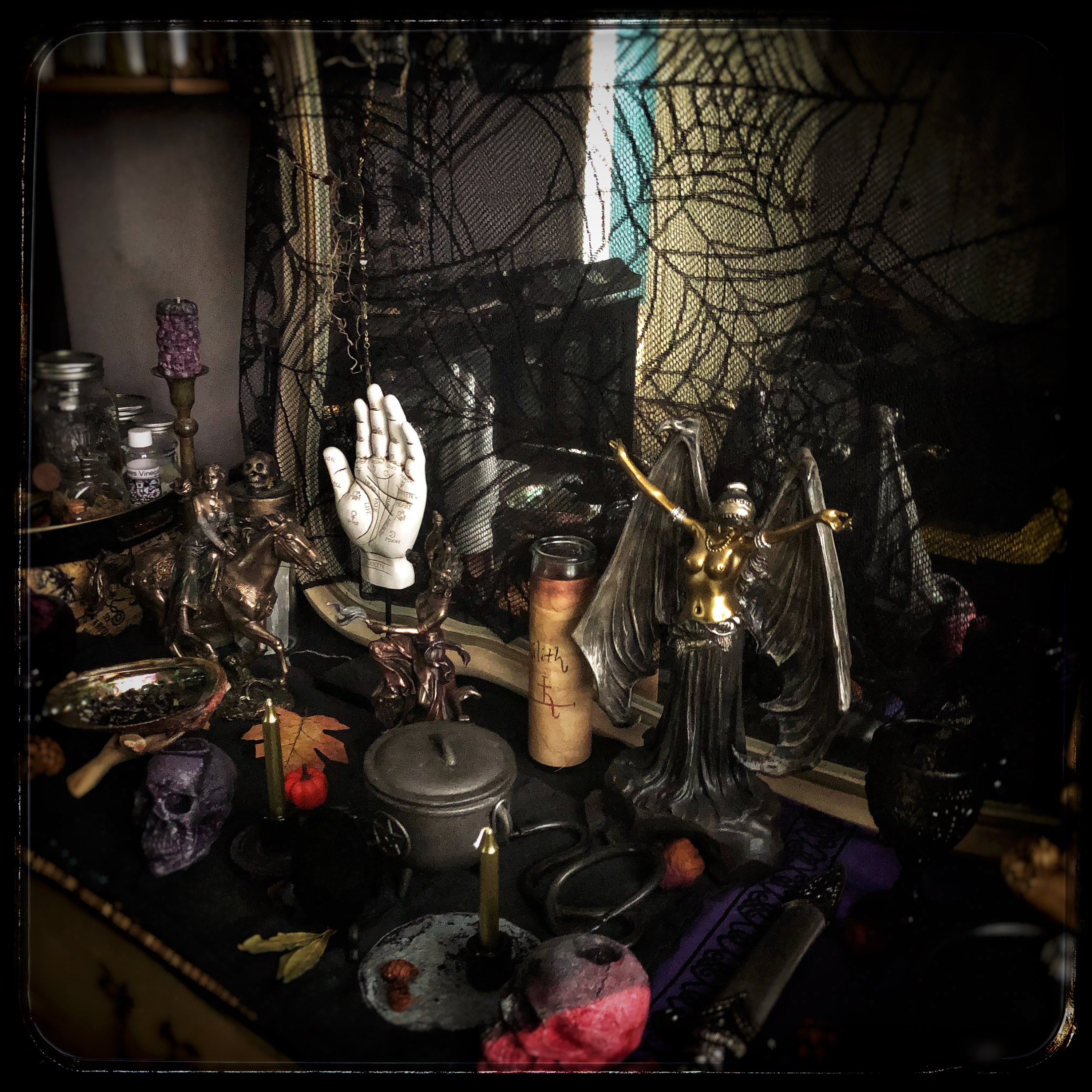 Dark goddess altar