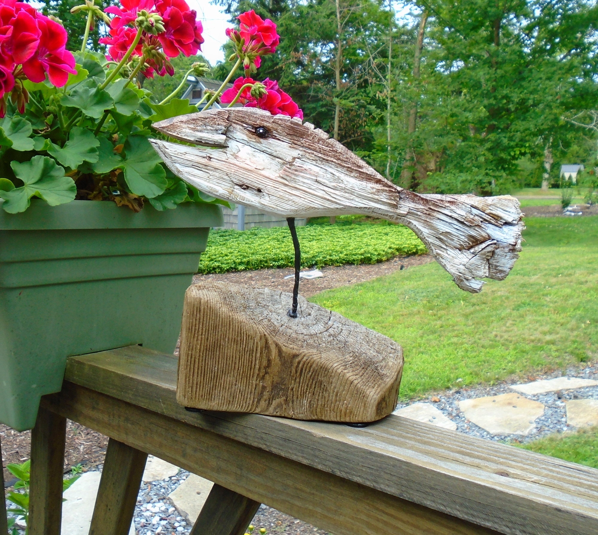 mainefolkart.com