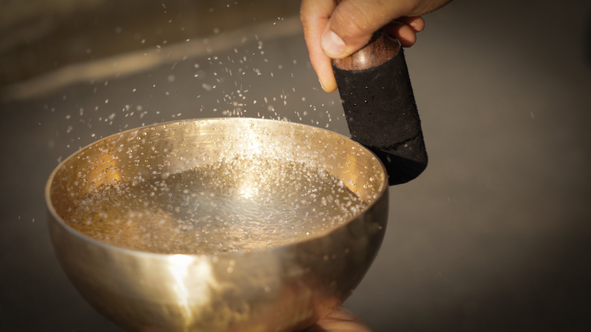 How to play Singing bowl for New customer.