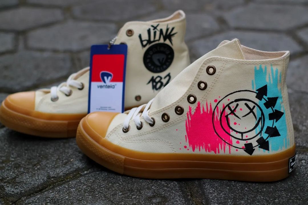 hand painted blink 182 design shoes