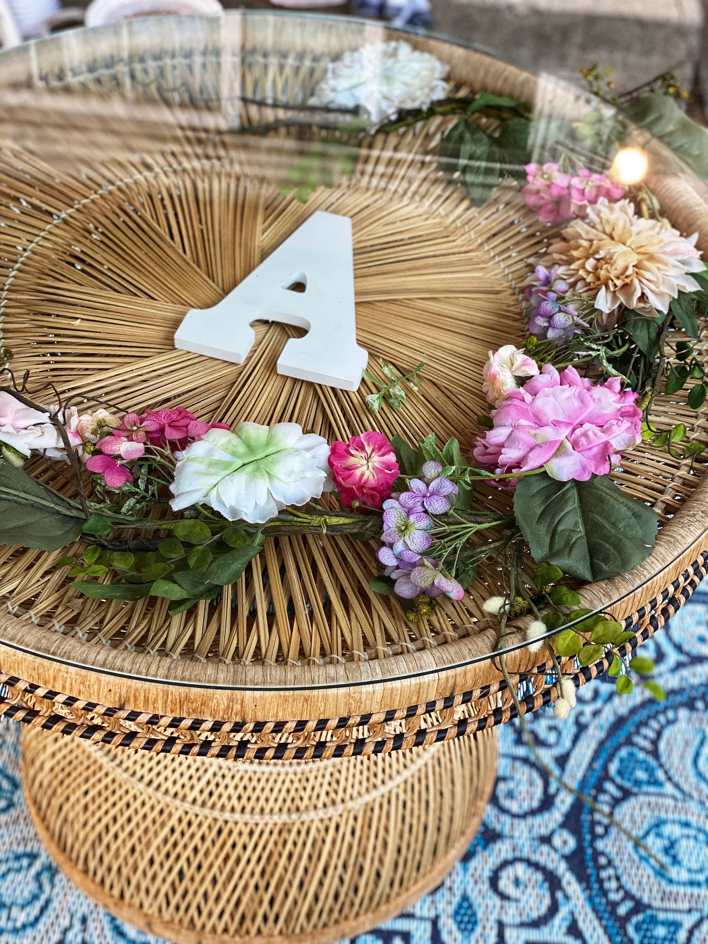 Sweetheart Peacock Table