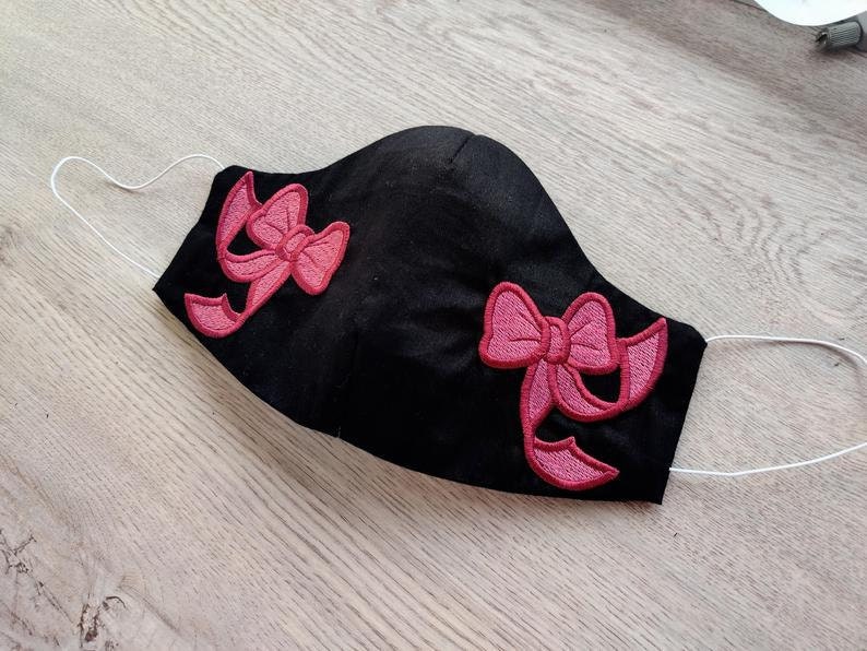 Face Mask embroidery design - Pink Bows