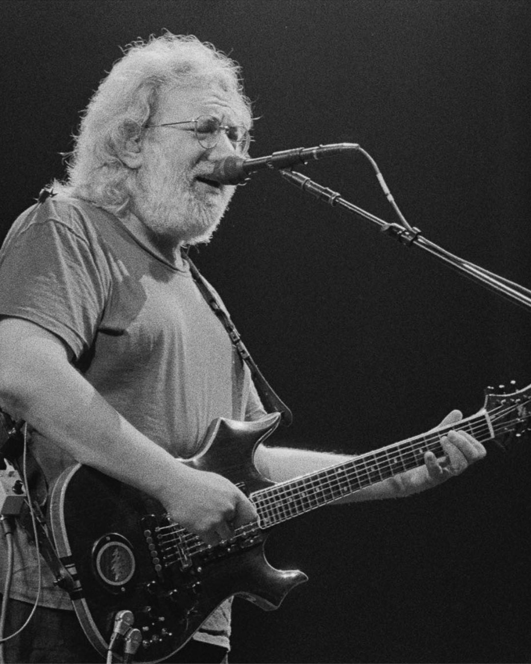 FatManRocks.com #gratefuldead #jerrygarcia #bobweir #phillesh #billkrutzman #mickeyhart #brentmydland #vincewelnick #deadandcompany #johnmayer #PigPen #BruceHornsby #RonMcKeran Grateful Dead Dead & Company Jerry Garcia Bobby Weir Phil Lesh Bill Kreutzmann Mickey Hart OUR FRIENDS, BillyGrass.ORG GratefulPoster.com GratefulSticker.com GratefulPatch.com DeadTee.com DeadHat.com