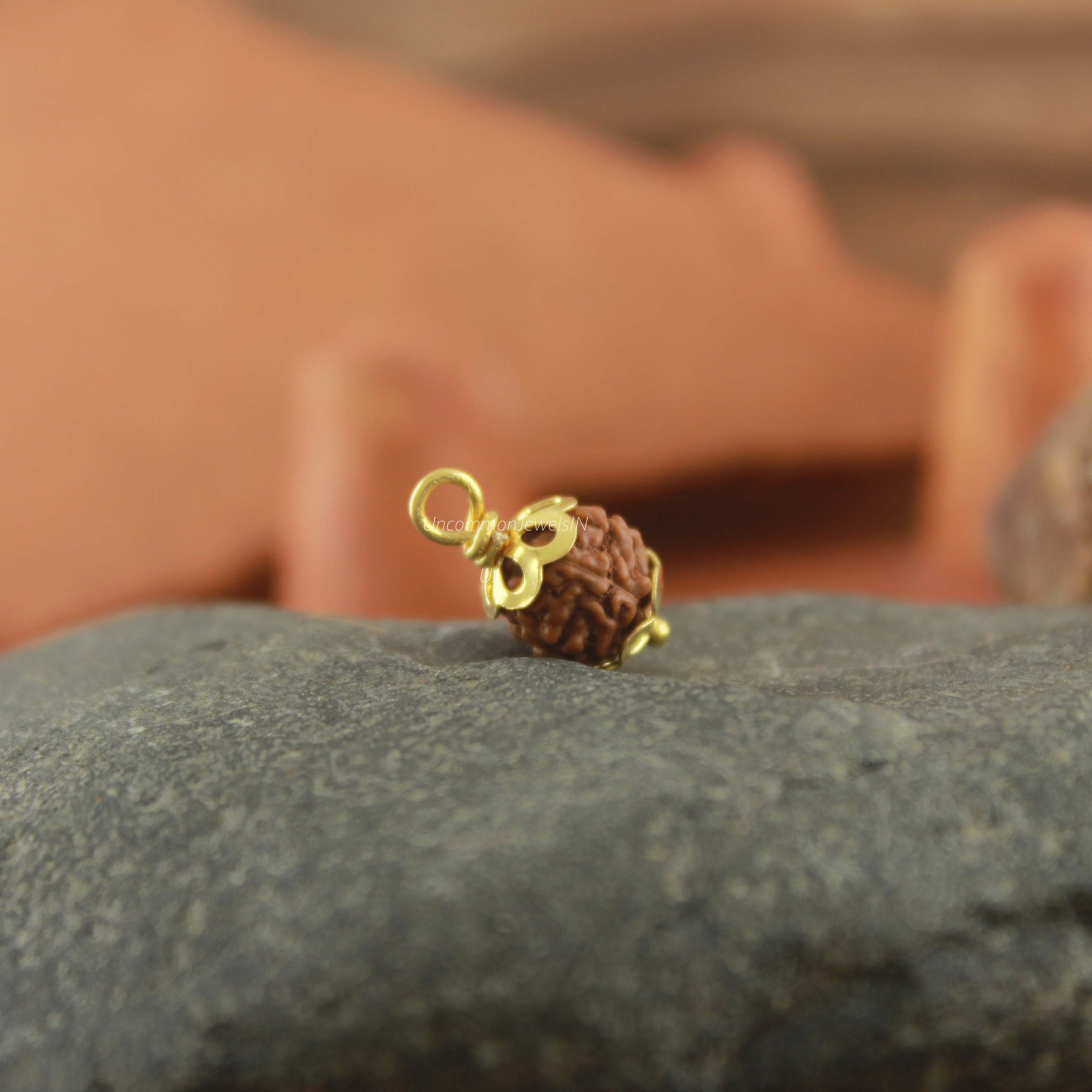 Rudraksha Charm, 18k Gold Cap, Religious Charm, Shiva Charm, Spiritiual Hinduism Pendant