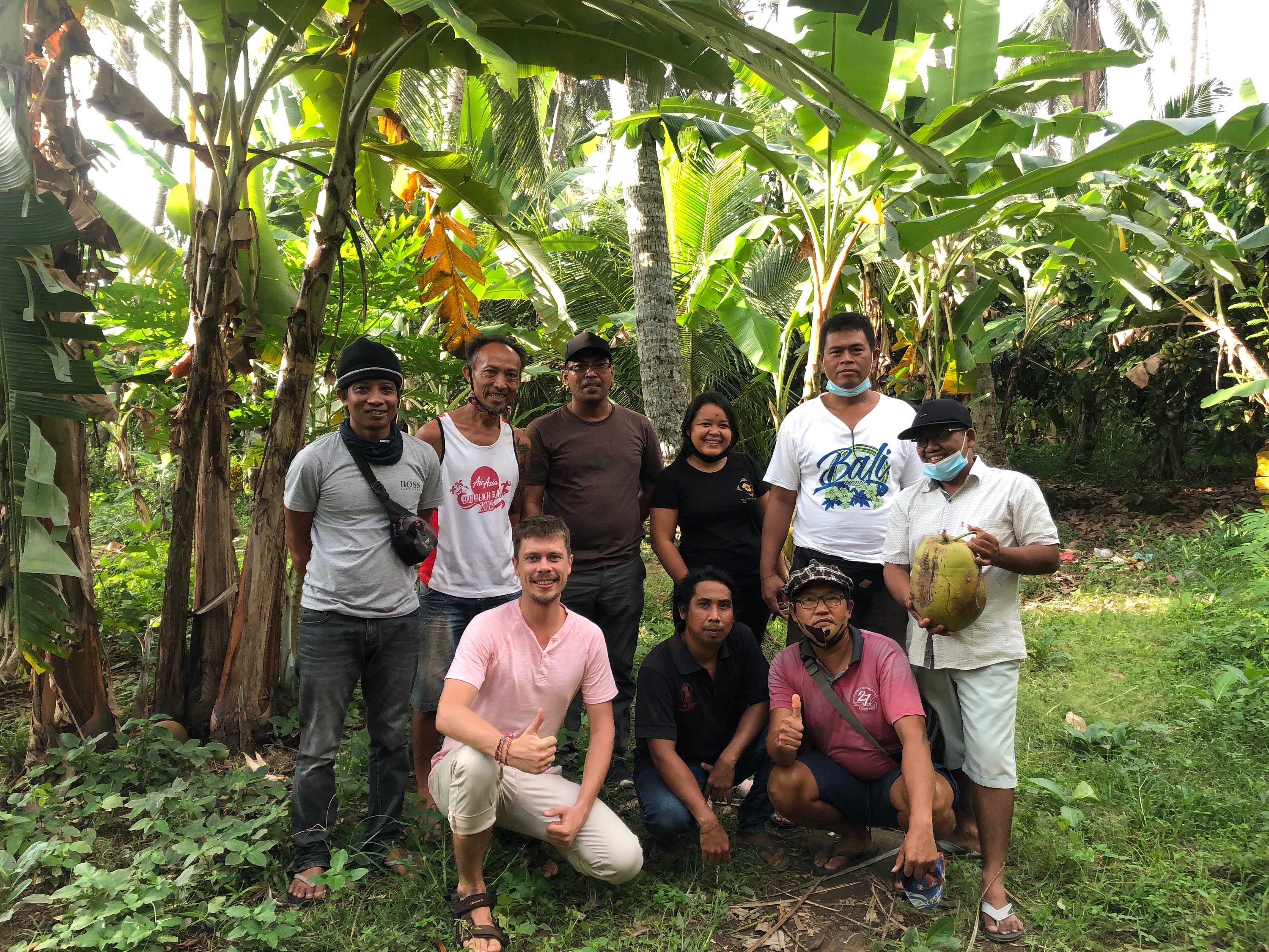 Dewata Studio team plant a trees.