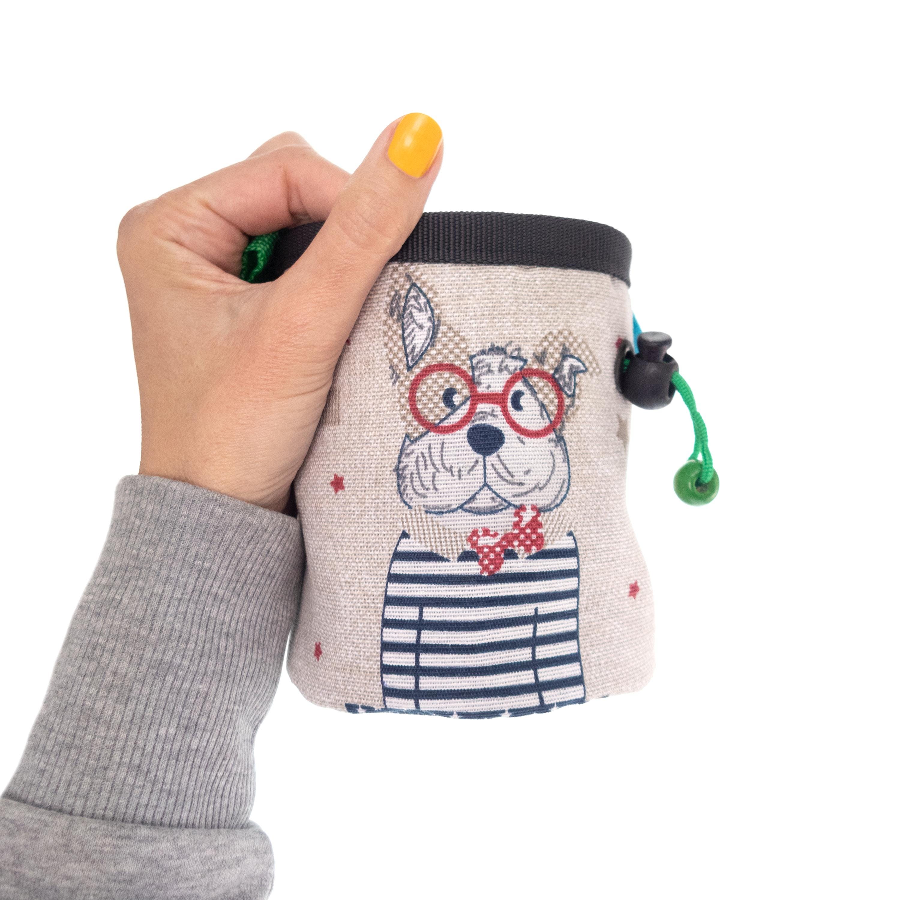 Lightweight kids bouldering chalk bag featuring adorable rabbit themed graphics, perfect for beginner climbing adventures.