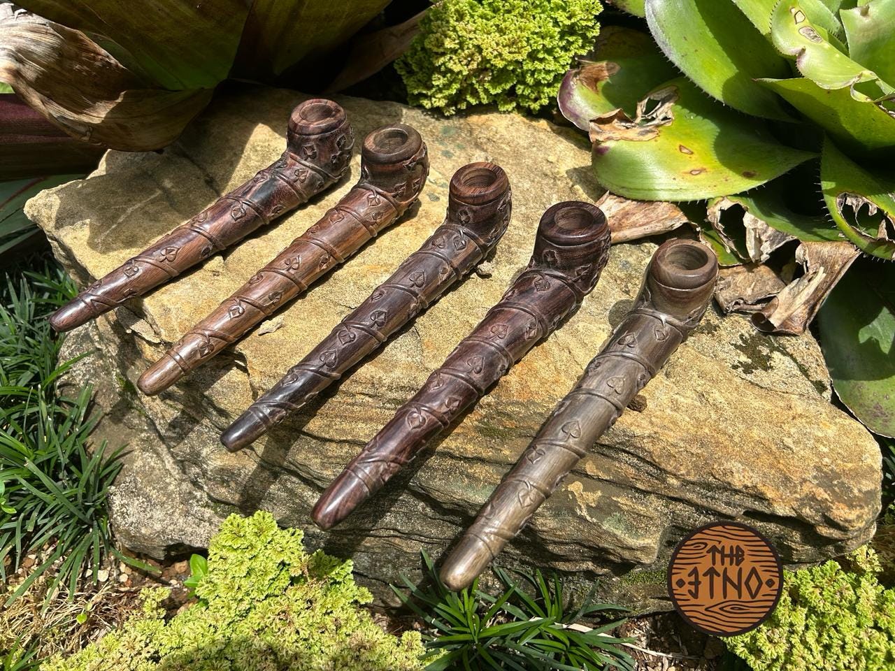 Smoking pipe Vine ornament by the Etno