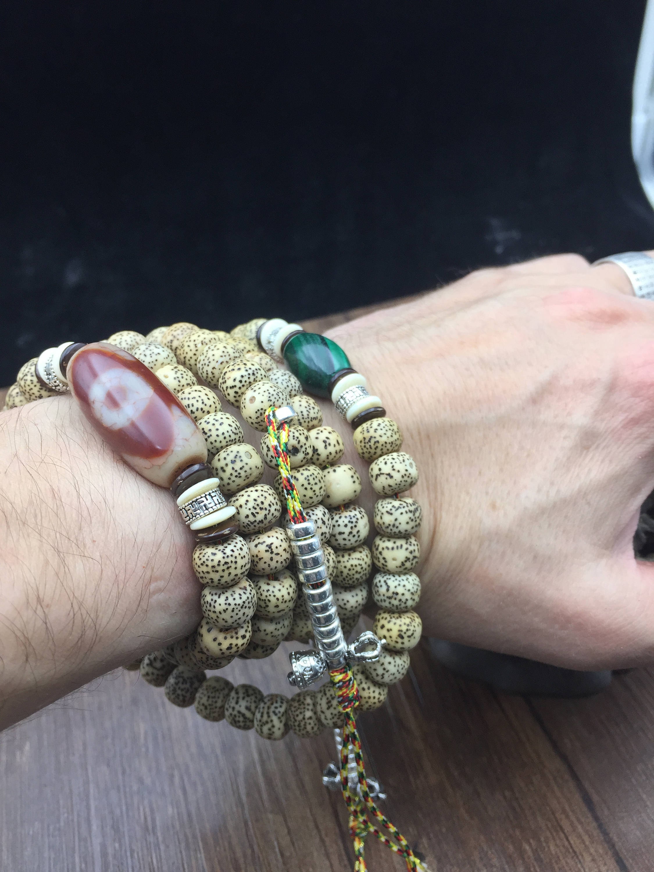 https://www.dongmeietjeremyzg.com/listing/559821821/mala-graines-de-figuier-sacre-pipal