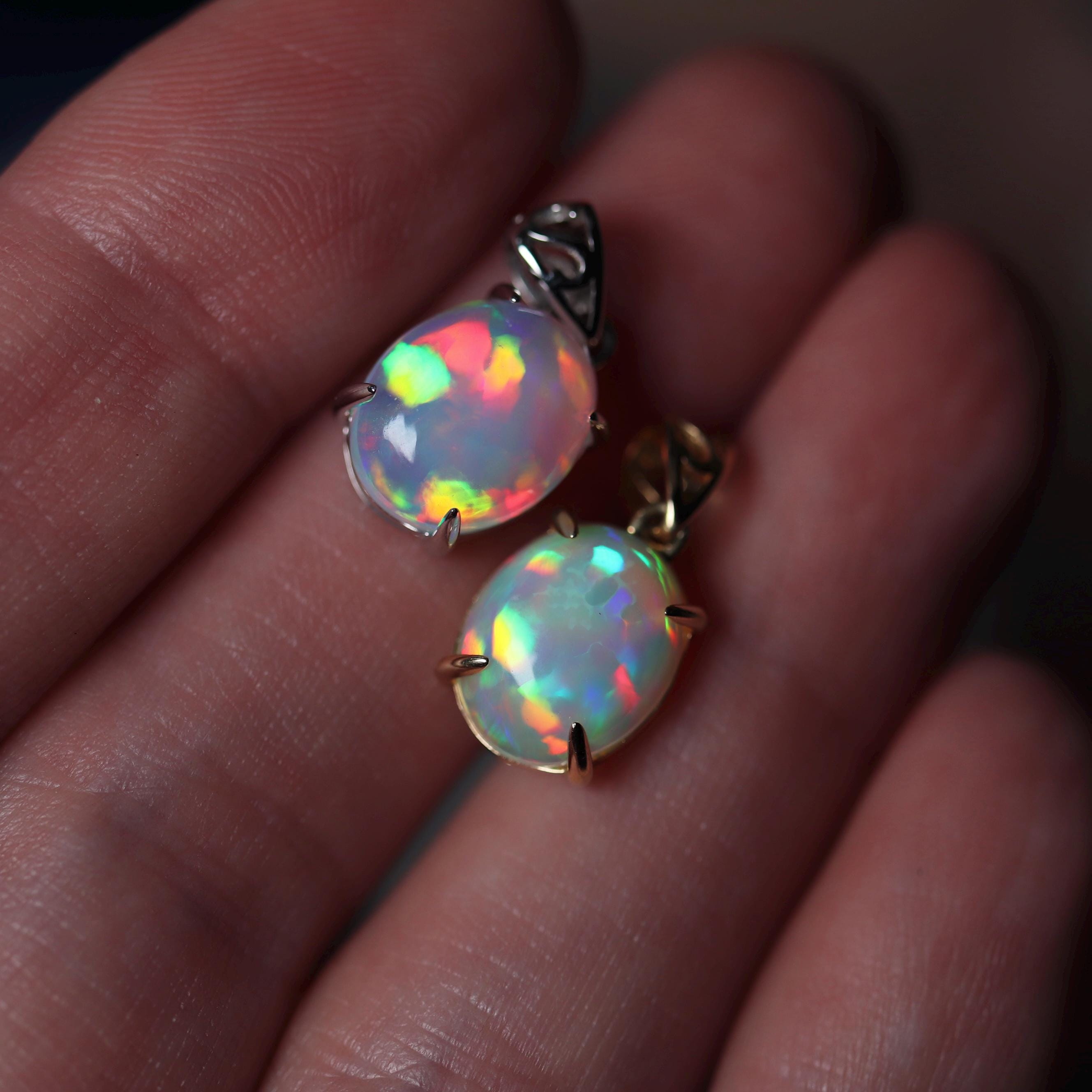 Ethiopian Opal solitaire pendant necklace in 14k solid gold