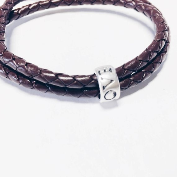 Pulsera hombre, cuero y pieza Love.