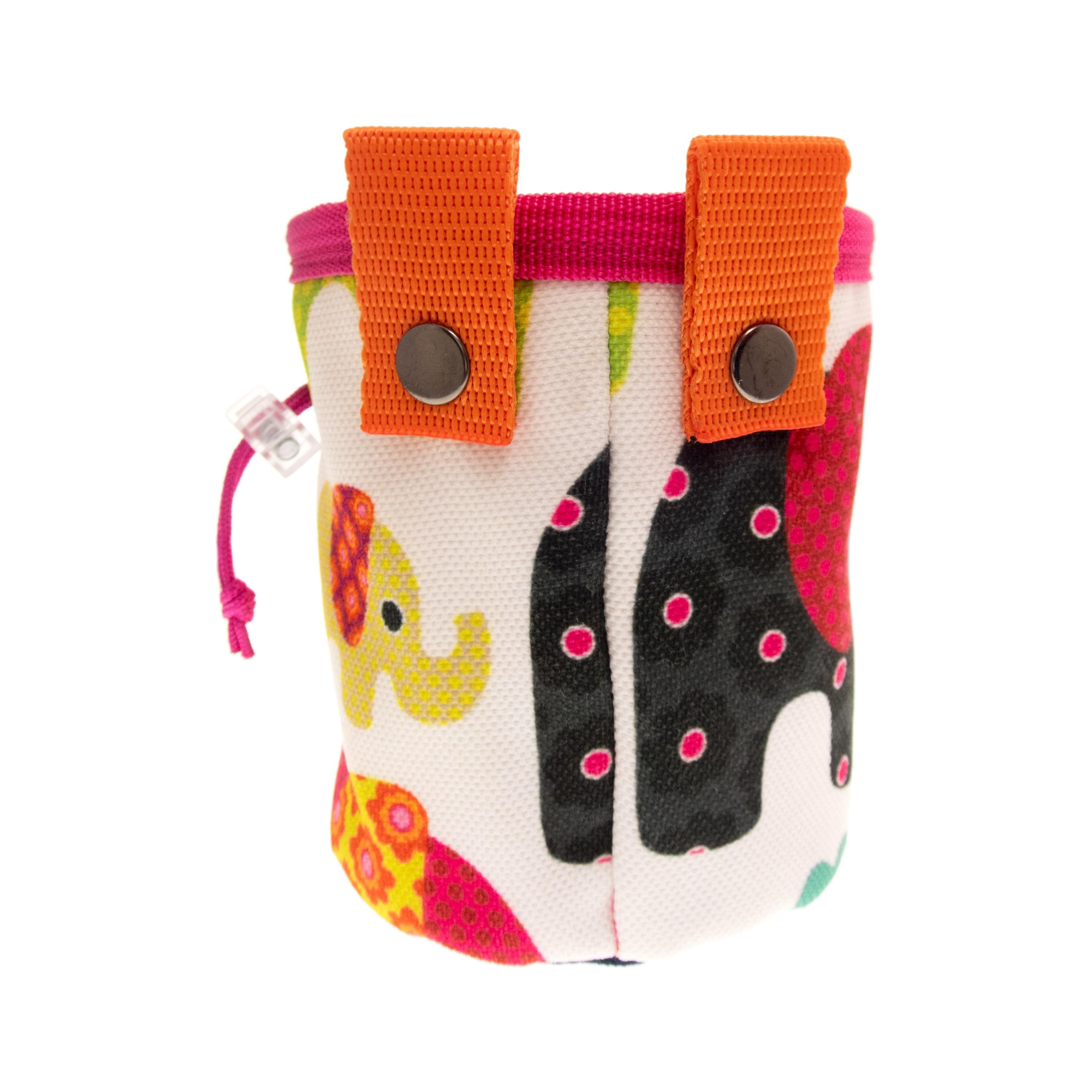 Mini chalk bucket for young climbers, handmade by Nadamlada
