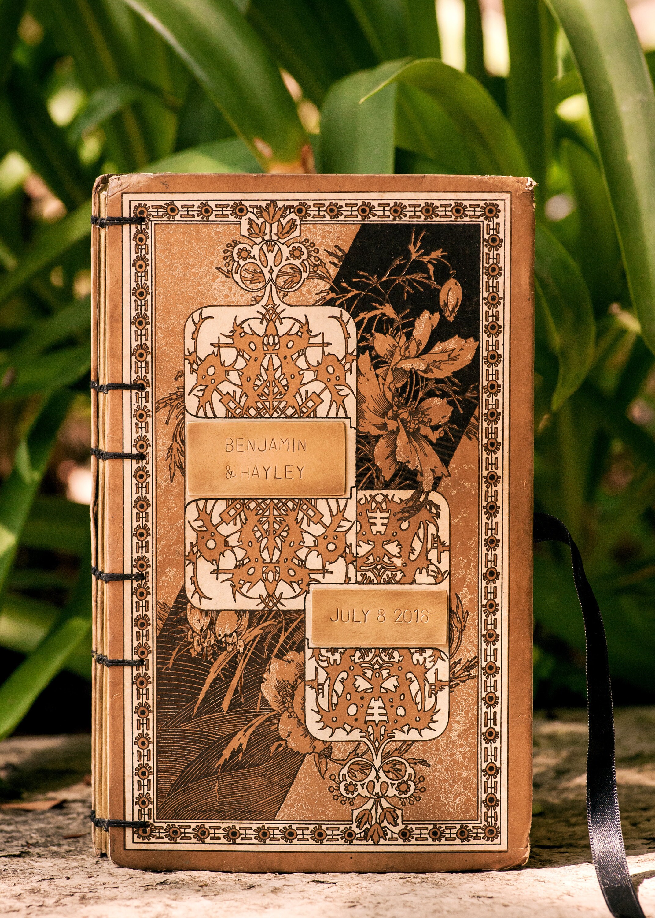 gold & black wedding guestbook