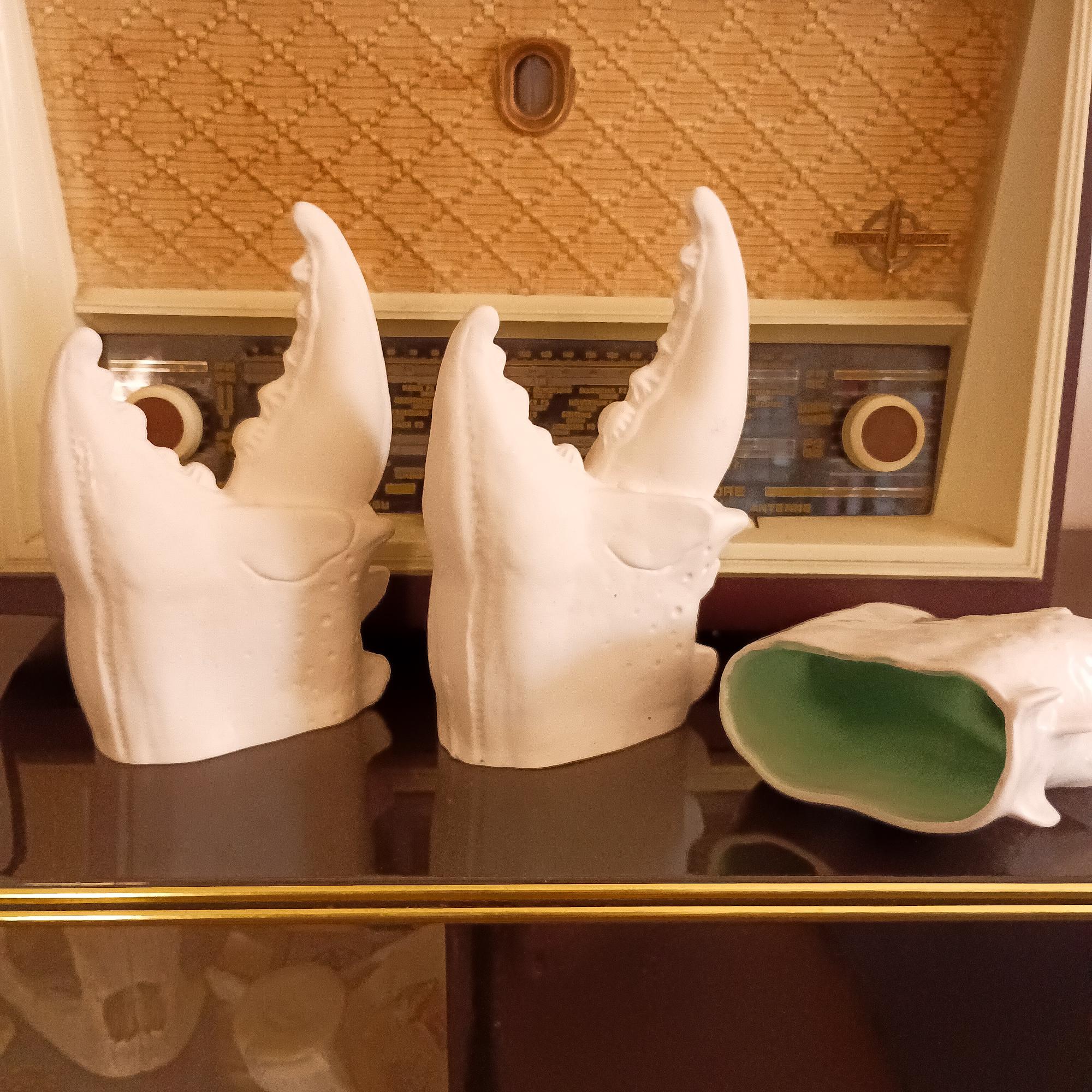 https://www.lebaronsamedi.com/listing/386414264/le-kraken-tiki-mug-pince-des-abysses