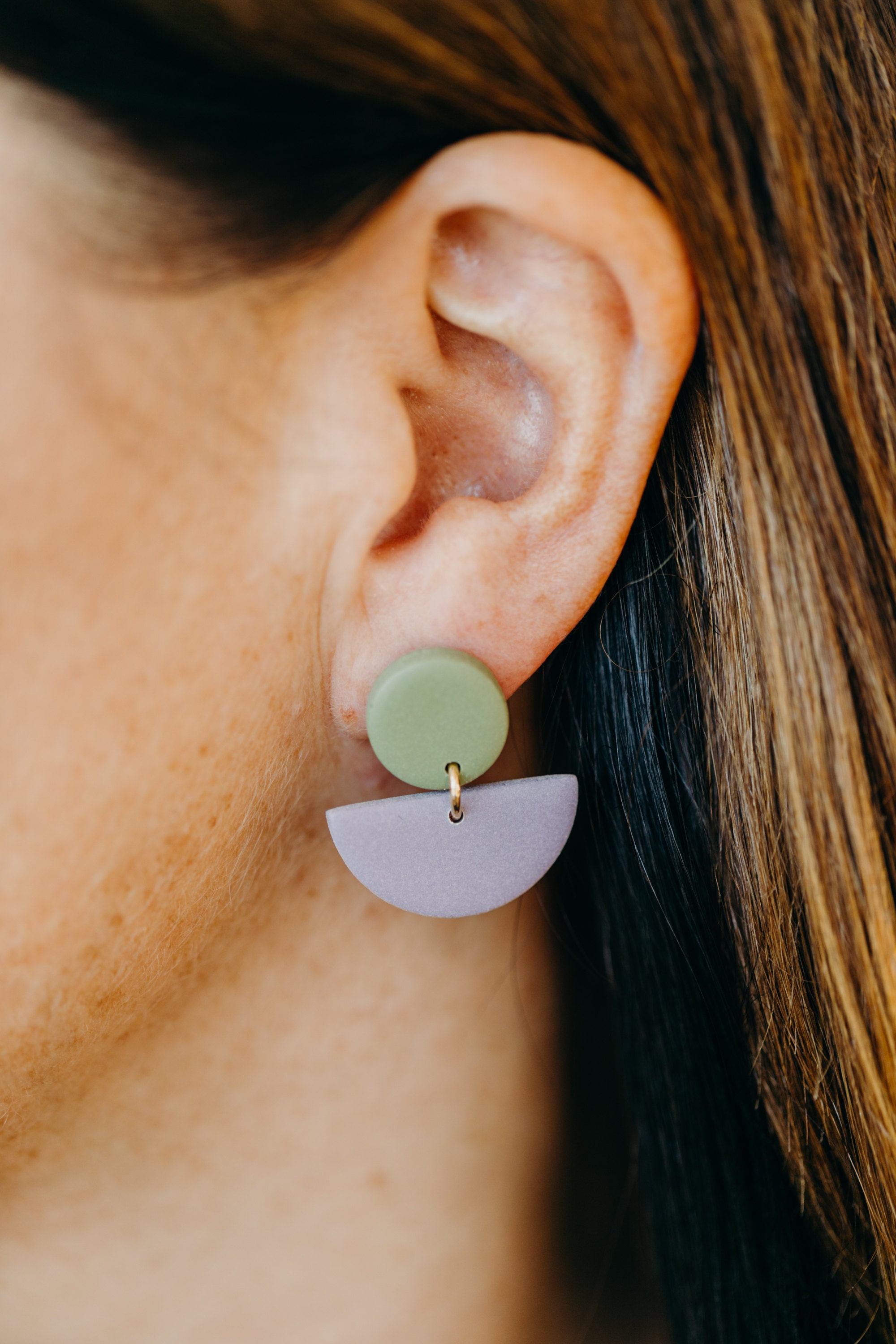 neue leichte bunte Ohrringe aus Polymer Ton
