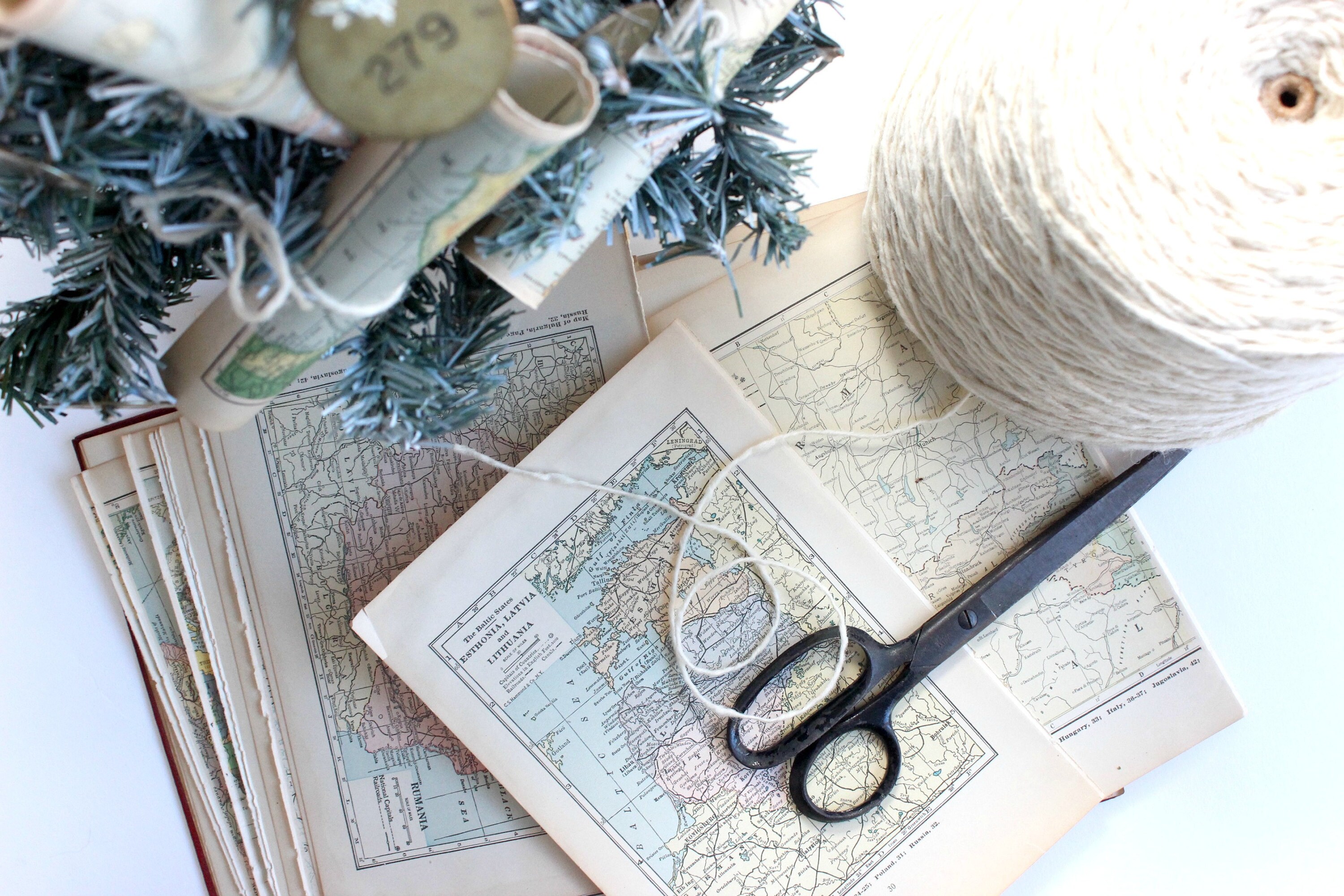 Mendez Manor vintage maps
