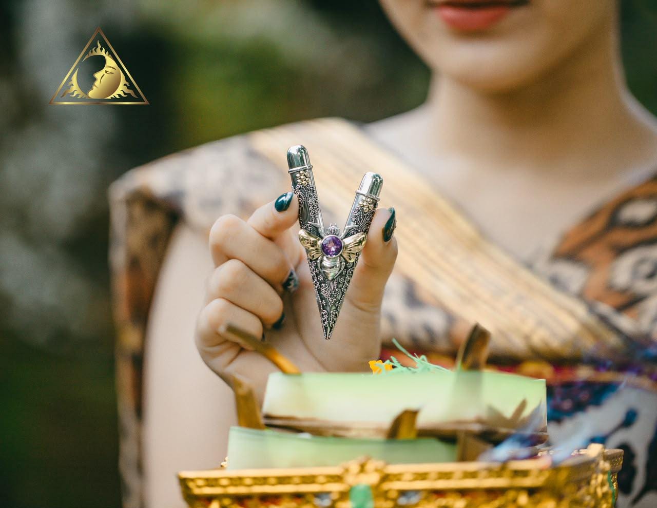 elegant kuripe silver by Dewata Studio