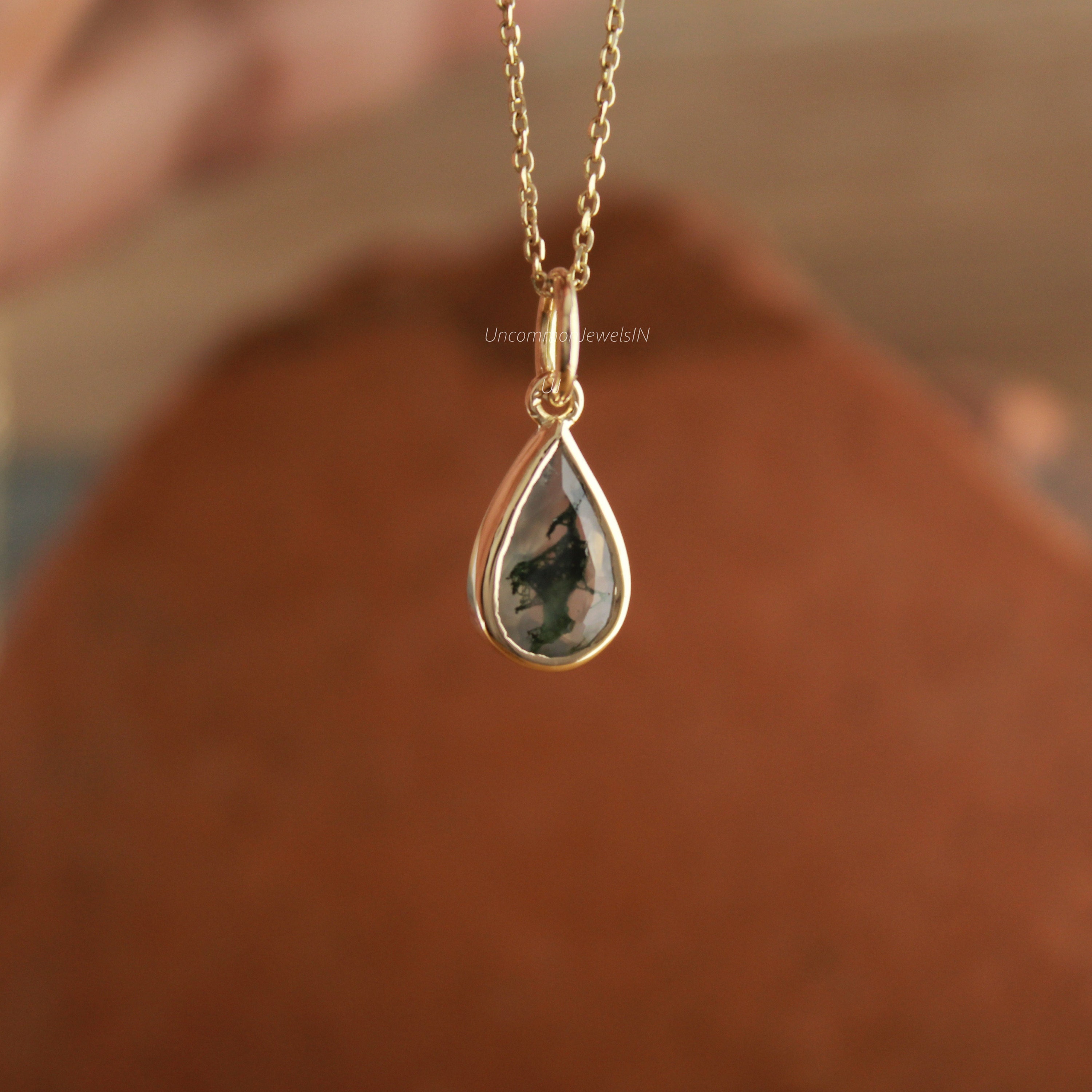 Pear Green Agate Charm, 14k Gold Charm, Green agate jewelry, Pear-shaped pendant, Bezel set Agate, UncommonJewelsIN,