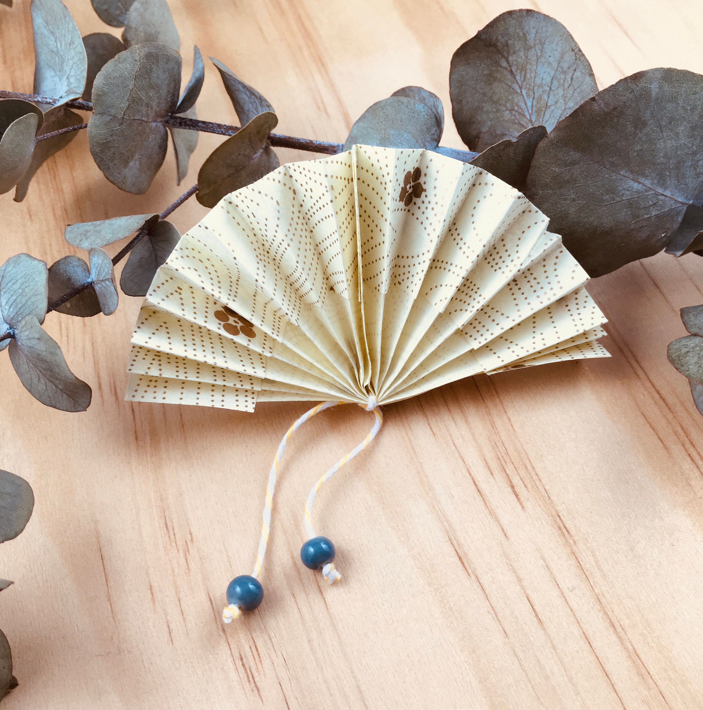 Fabriquer Un Eventail En Tissu Facile Tuto éventail en origami