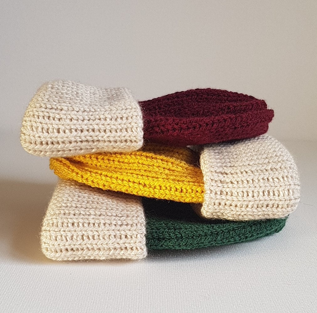 Get ready for autumn with these Super cute fishermans rob beanie hats hand made in the uk in a super soft yarn in lovely autumn colours.
