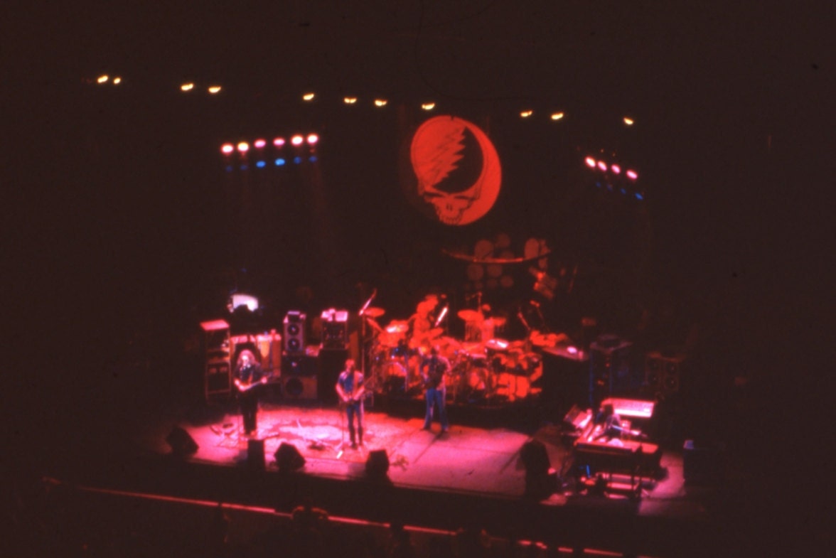 FatManRocks.com #gratefuldead #jerrygarcia #bobweir #phillesh #billkrutzman #mickeyhart #brentmydland #vincewelnick #deadandcompany #johnmayer #PigPen #BruceHornsby #RonMcKeran Grateful Dead Dead & Company Jerry Garcia Bobby Weir Phil Lesh Bill Kreutzmann Mickey Hart OUR FRIENDS, BillyGrass.ORG GratefulPoster.com GratefulSticker.com GratefulPatch.com DeadTee.com DeadHat.com