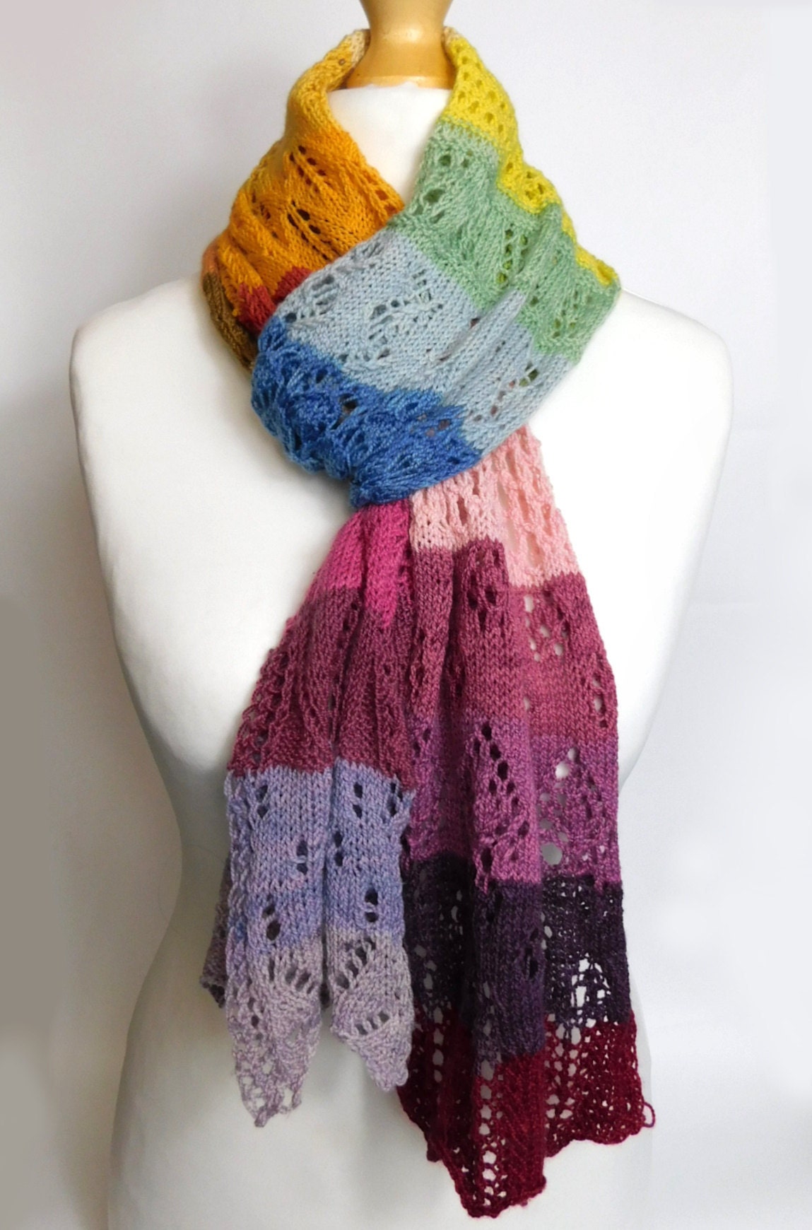 2023 FHY Advent KAL scarf