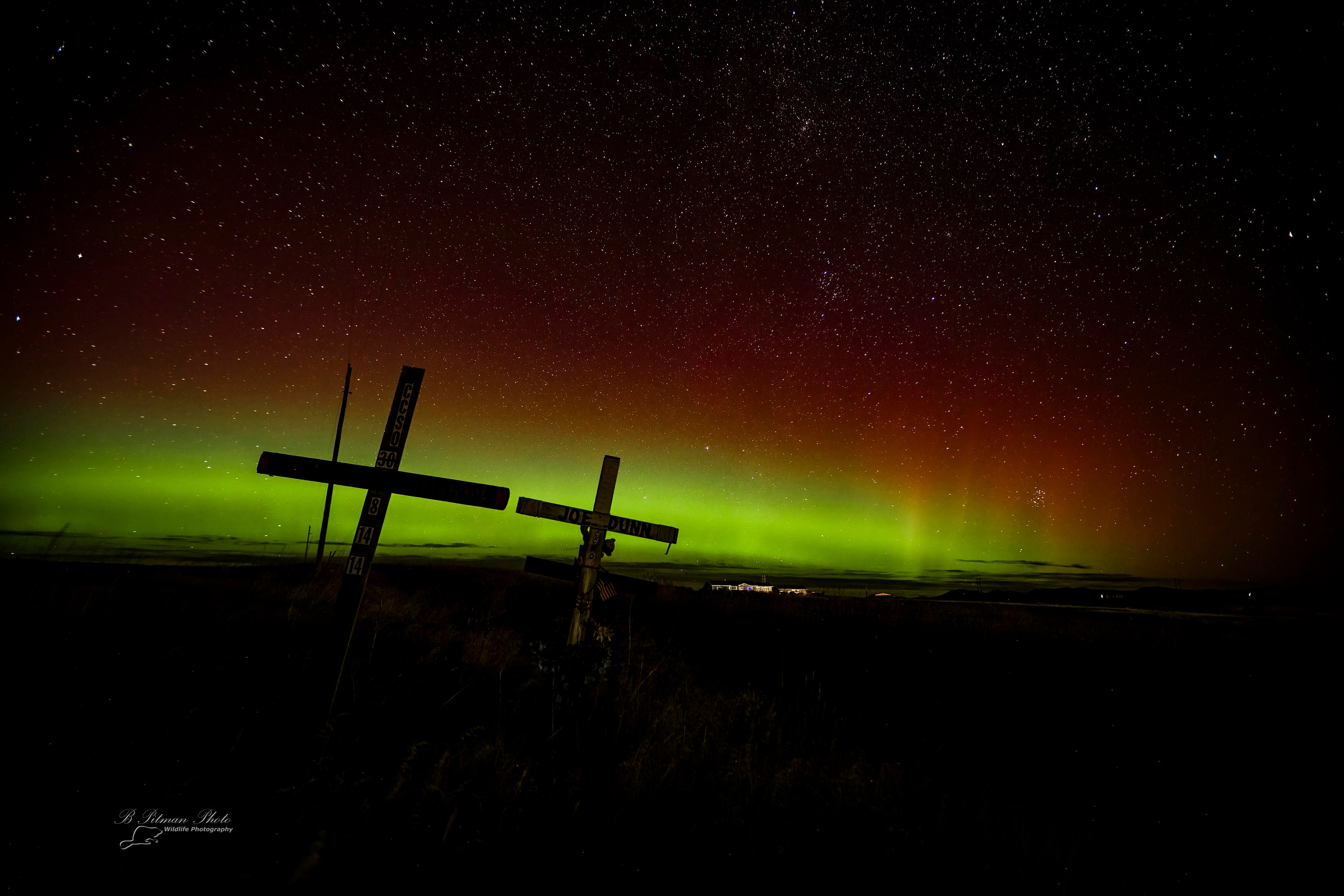August 31st Aurora, Crosses with Yellow Hue Adjustment