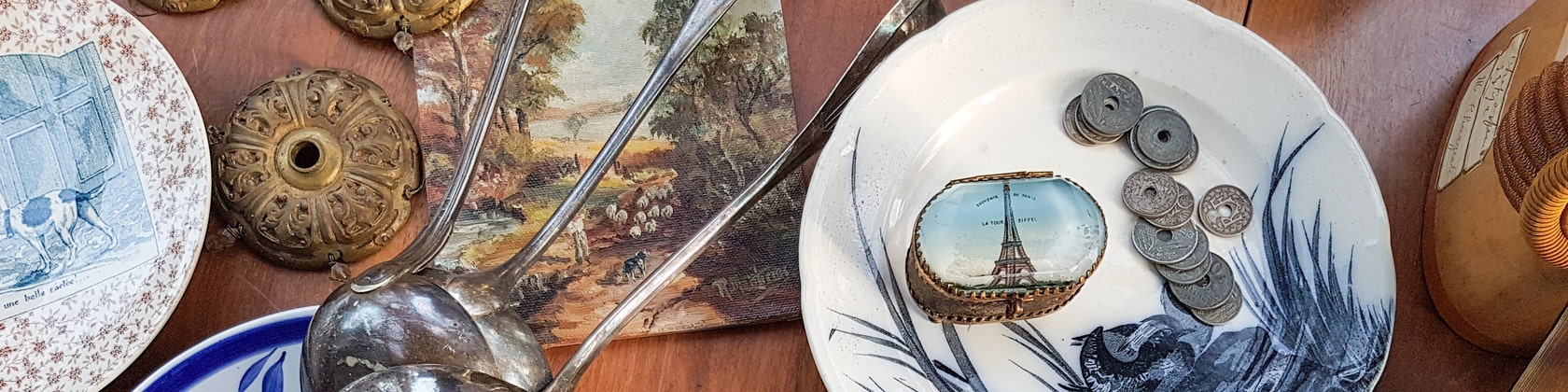 French Brocante and antiques di LaChineuseFrancaise su Etsy French Brocante and antiques di LaChineuseFrancaise su Etsy