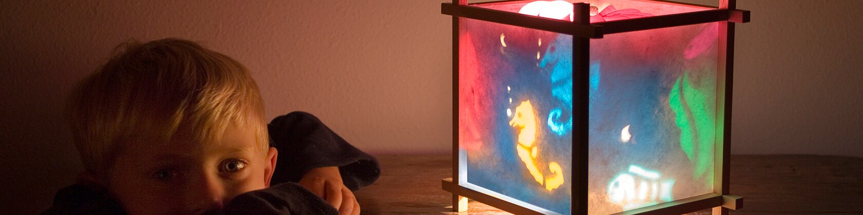 Spinning sale lantern lamp